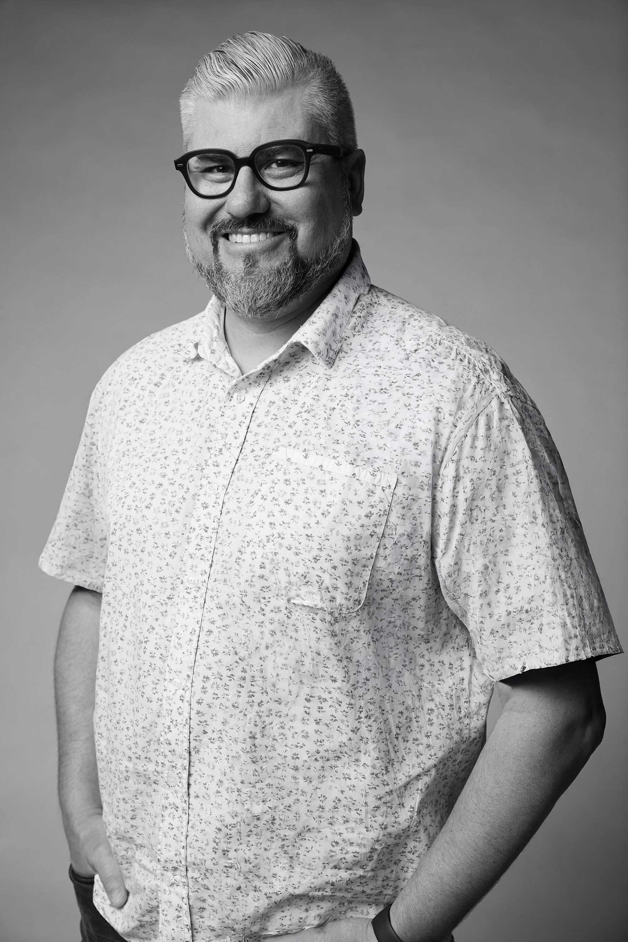 Robert Gouveia Bio Image