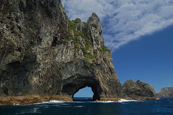 Piercy Island (the Hole in the Rock)