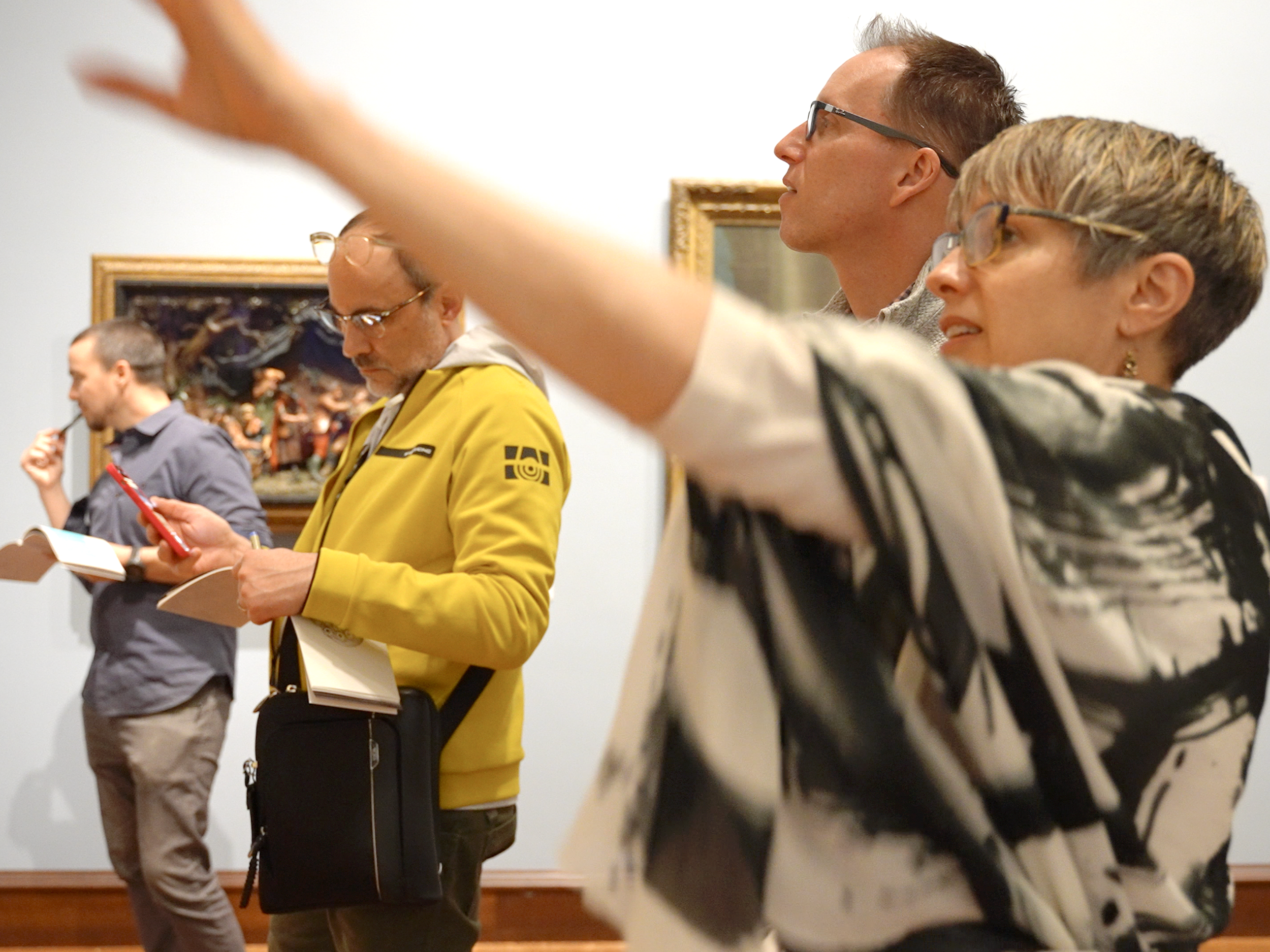 Note the peculiar absence of chairs.