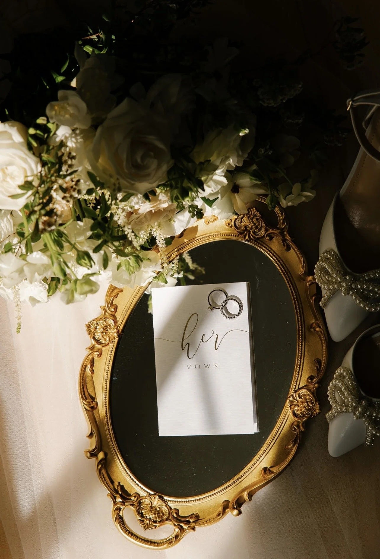 Oval Mirror