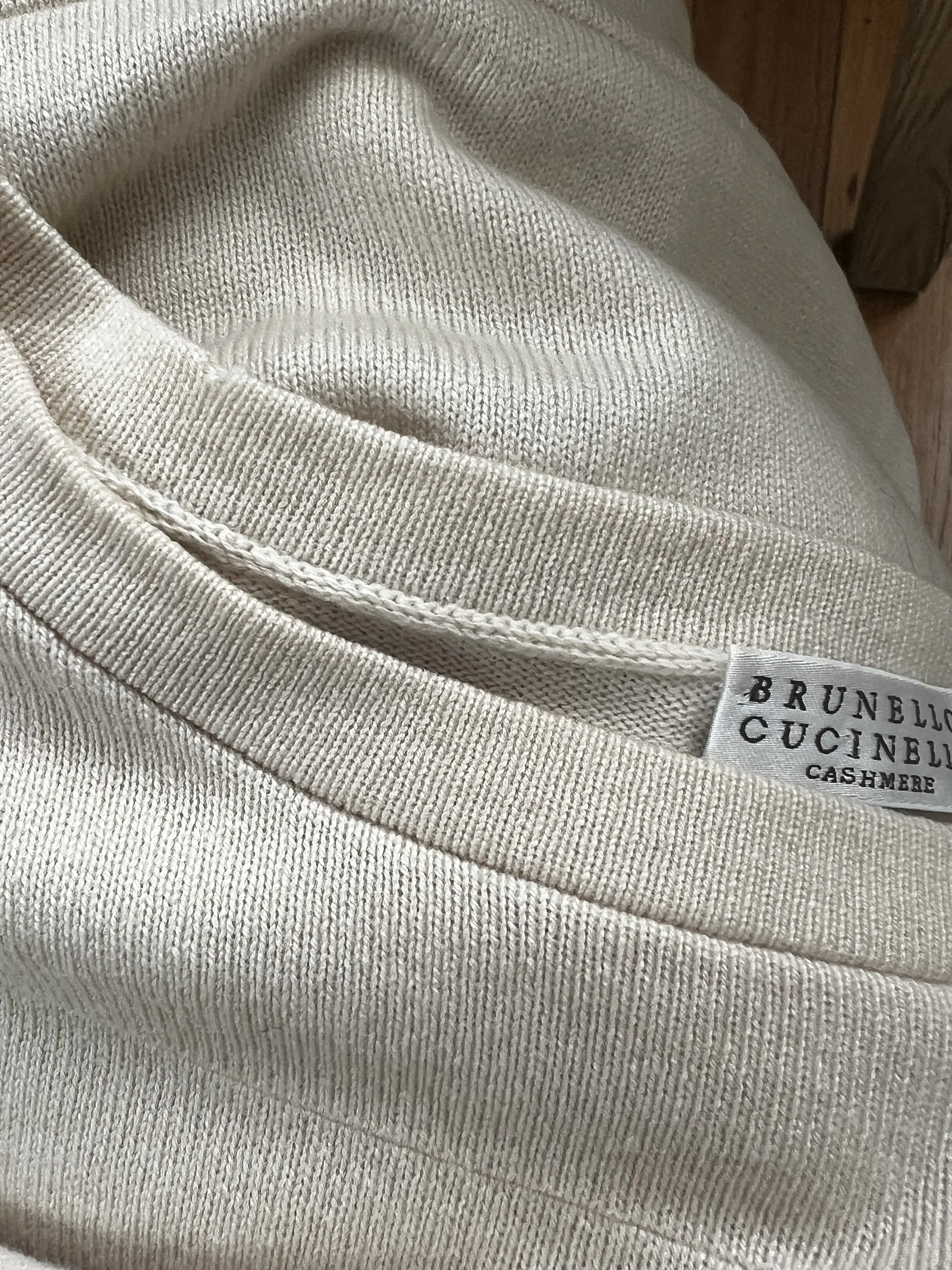 The Cashmere Gift Guide for People Who Buy Beautifully