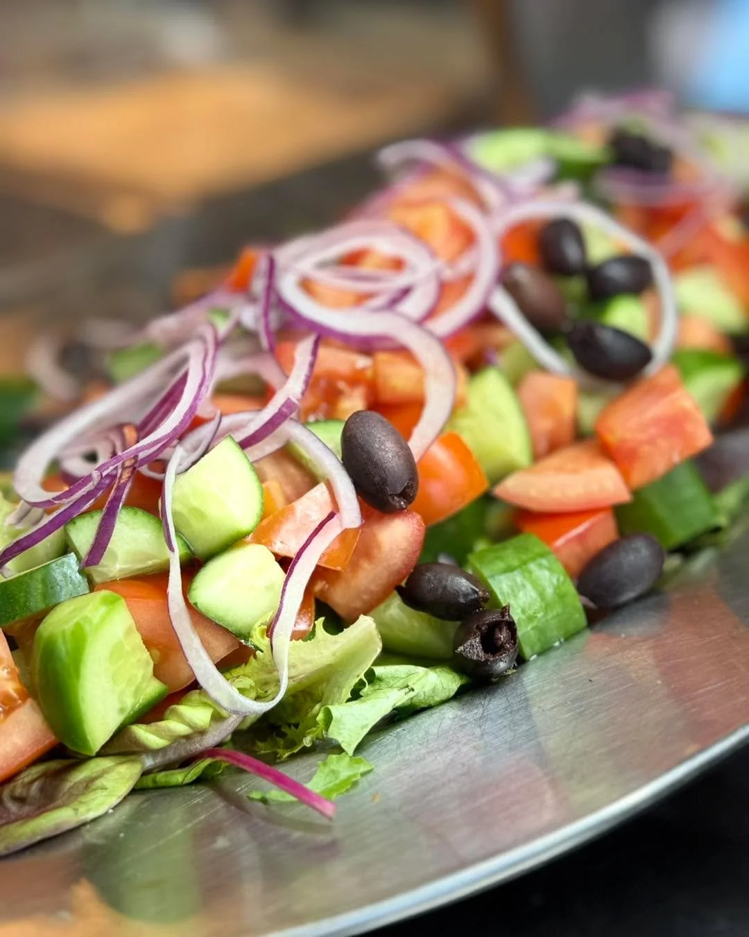 Looking to build your own sandwich for lunch? At Chavi&rsquo;s Corner Cafe we have you covered! We have our selection of signature panini&rsquo;s, salads, delicious burgers, hot food bar and much more. Something different for every day of the week! 
