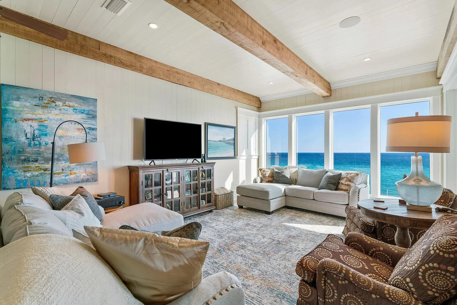 35-upper-living-room-ocean-tv.jpg