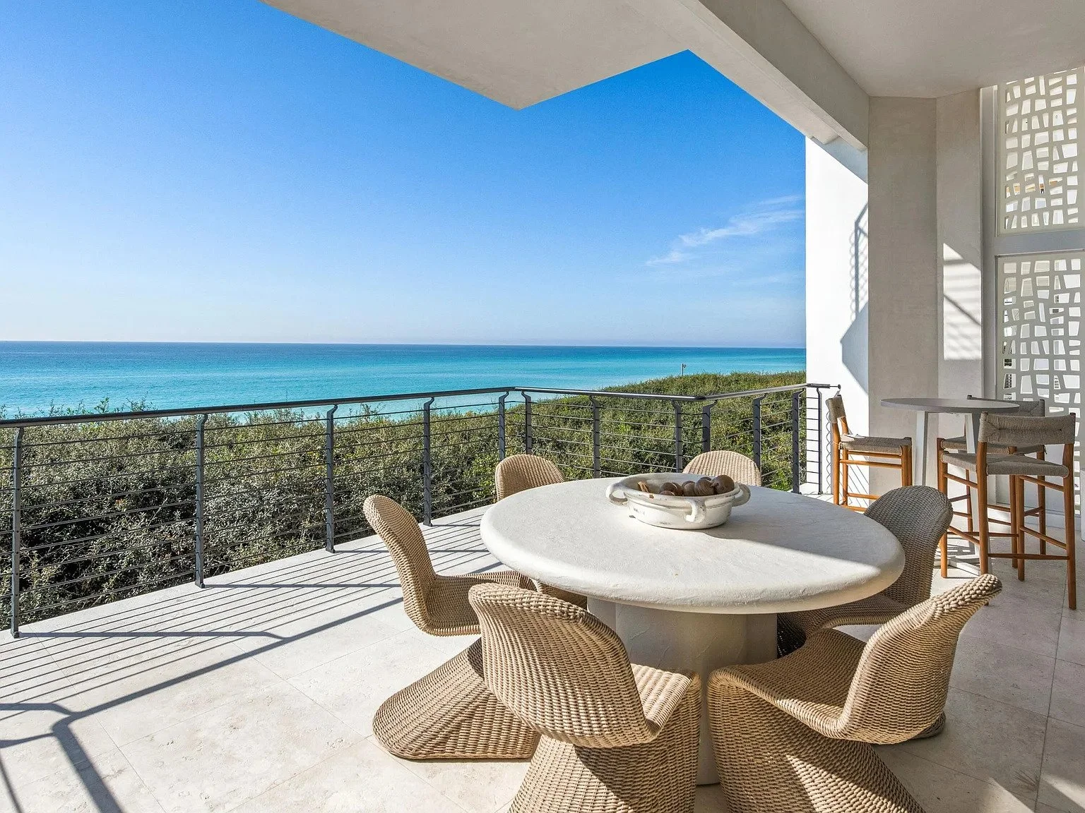 004-HERO-balcony-outdoor-dining-ocean-view.jpg