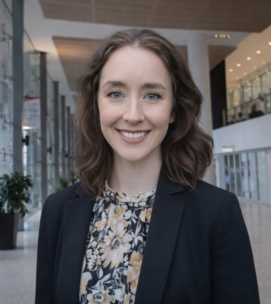 Dr Alexandra Peacock