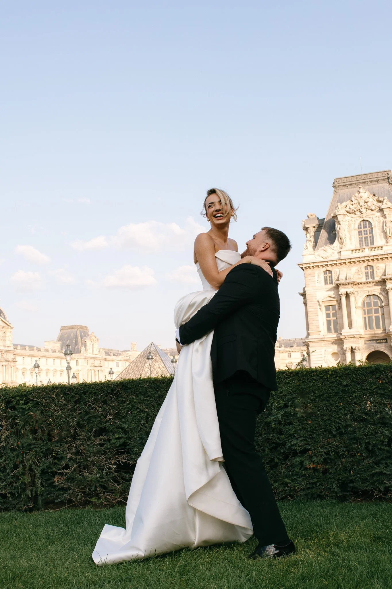Lauren-Anne-Photography-WebResolution-Edna-Ben-Paris-SneakPeeks-Wedding-1178.jpeg