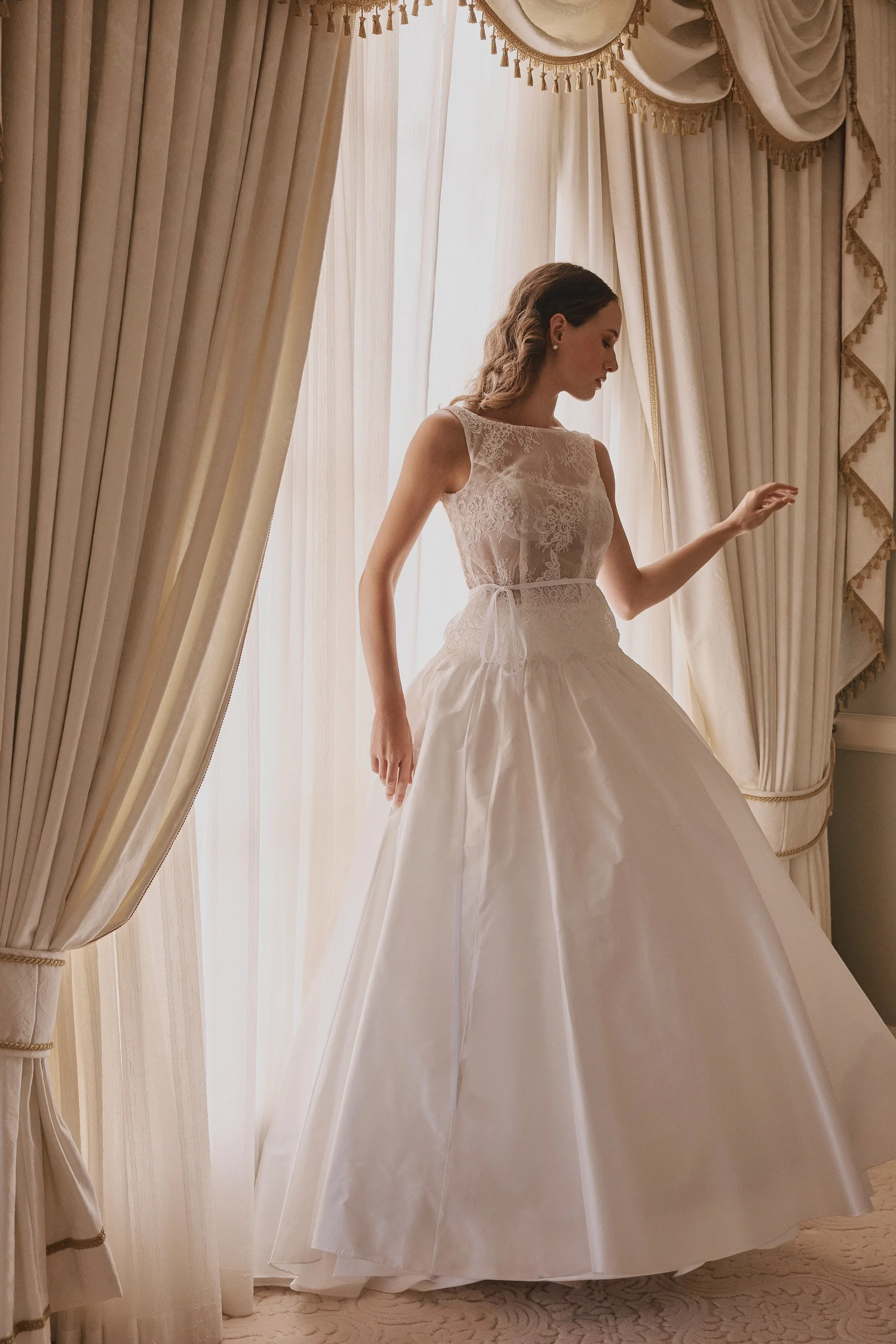 italian-inspired-silk-bridal-gown-francesca.jpg