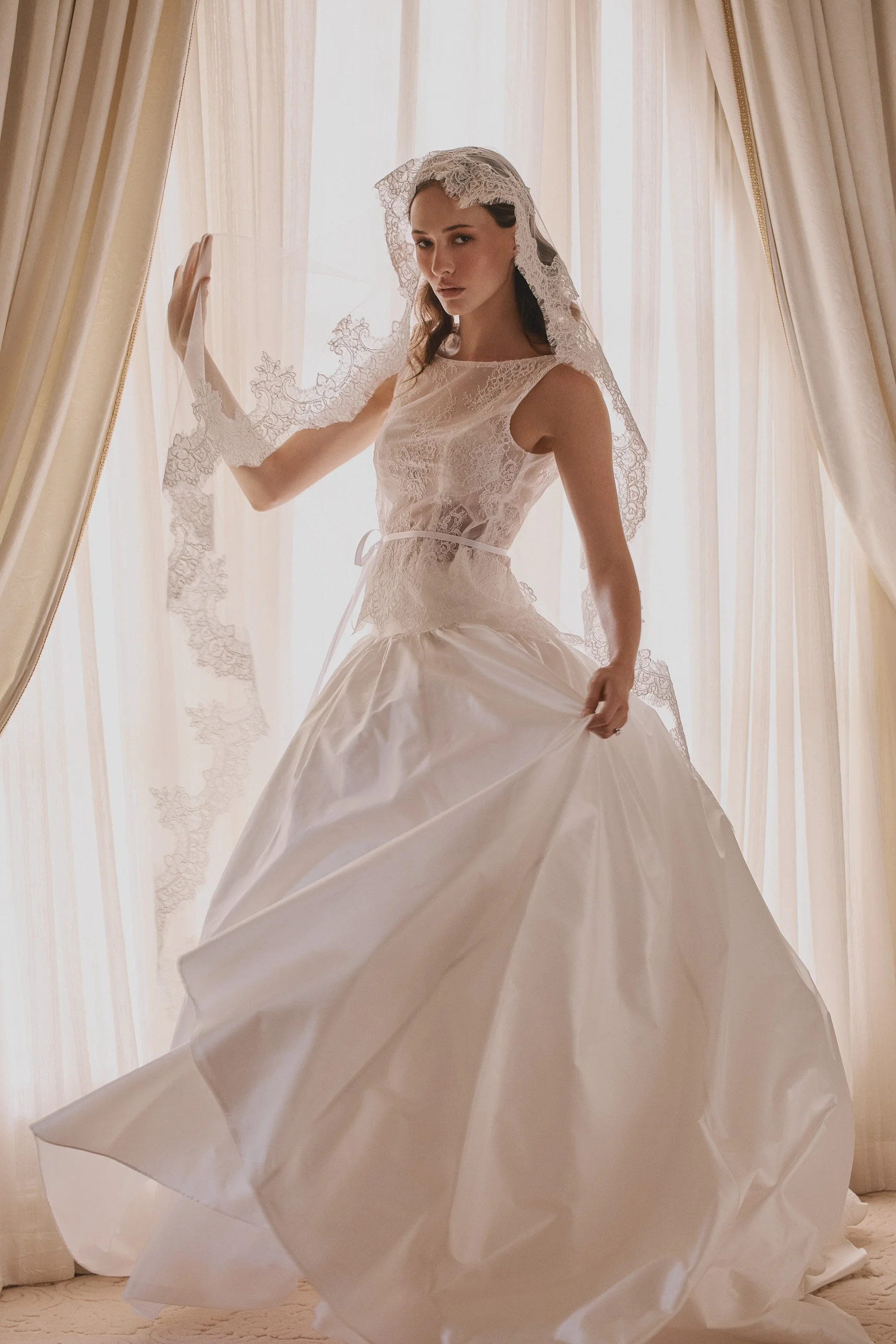 francesca-silk-bridal-gown-lucia-josephine.jpg