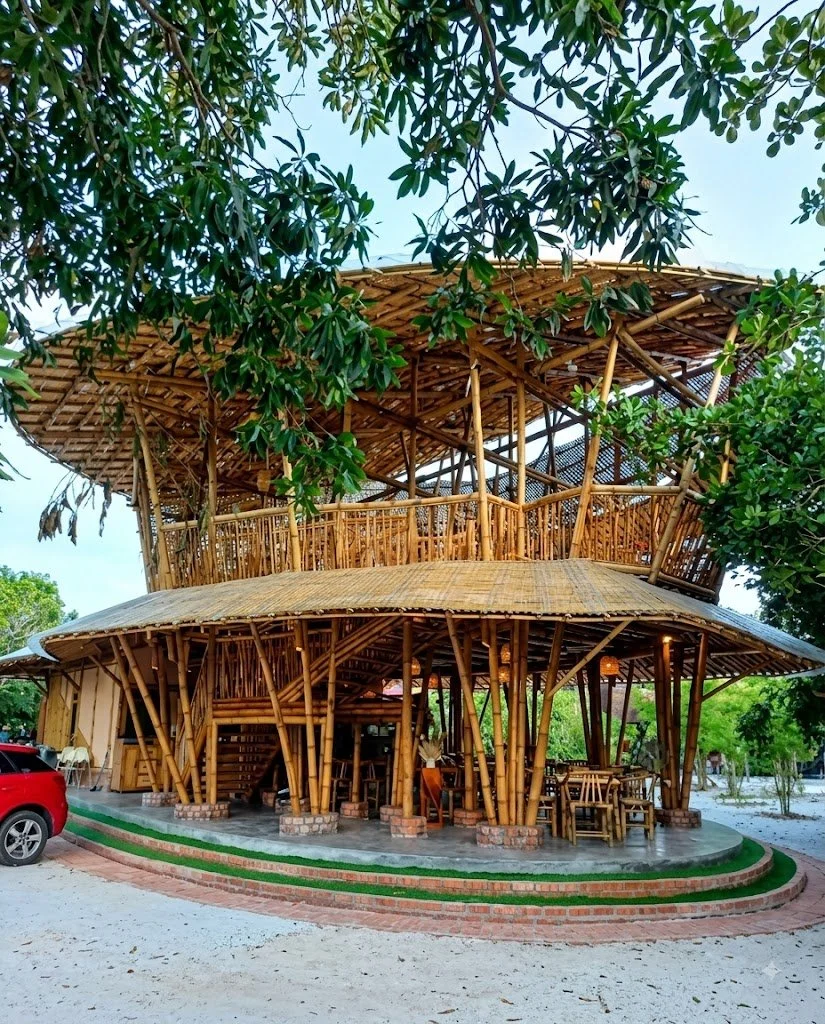 Golden Bamboo Cafe