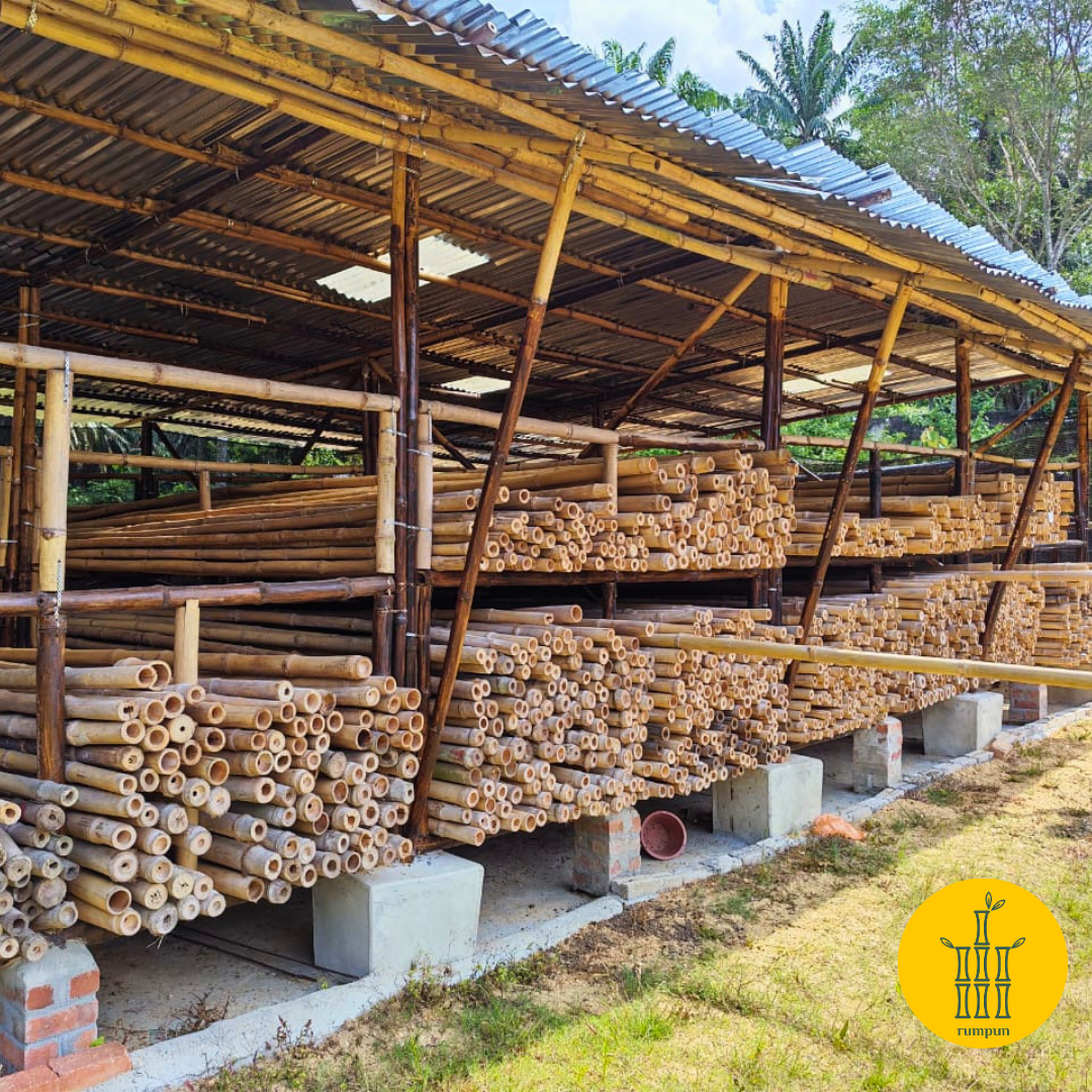 Rumpun_Bamboo_Poles5.png