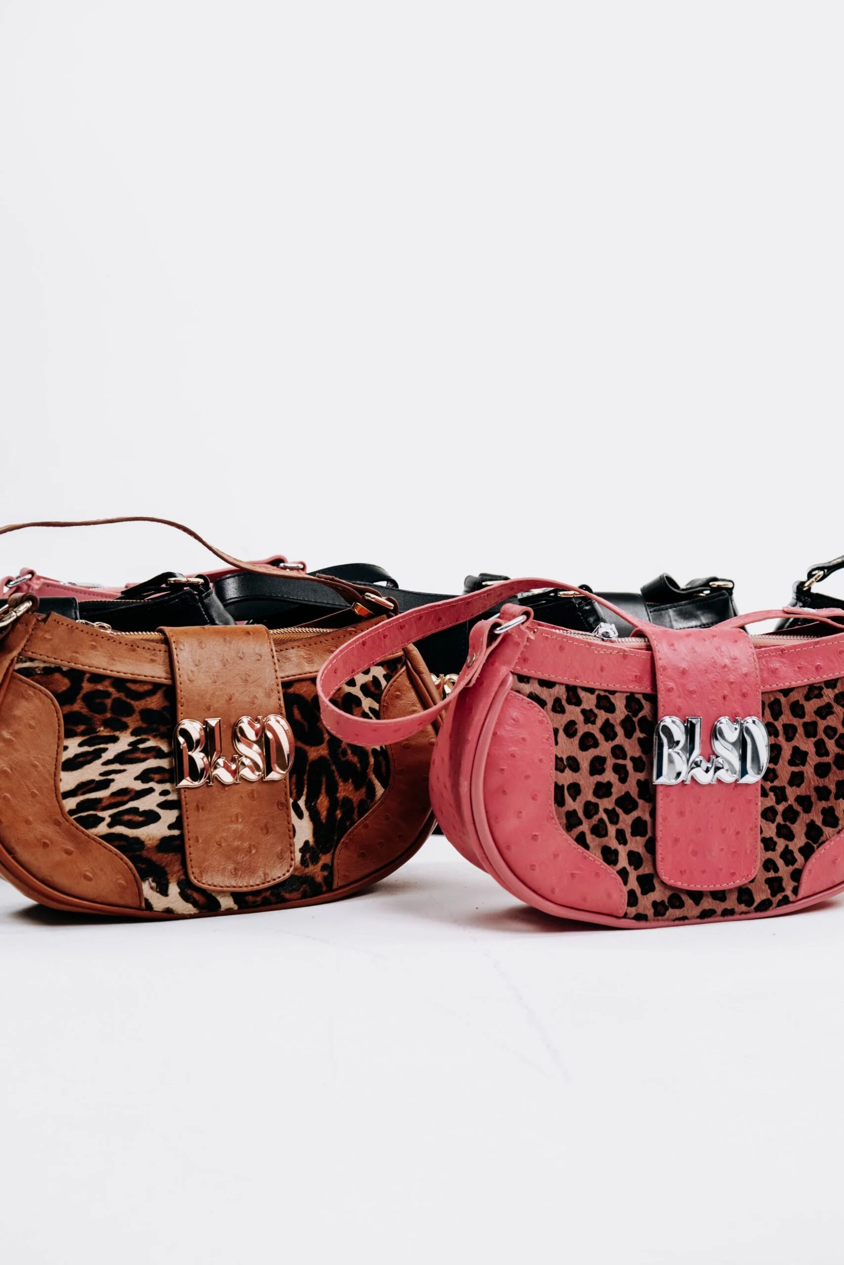 From work to weekend, find the perfect bag to match your lifestyle durable, stylish, and made to move with you.