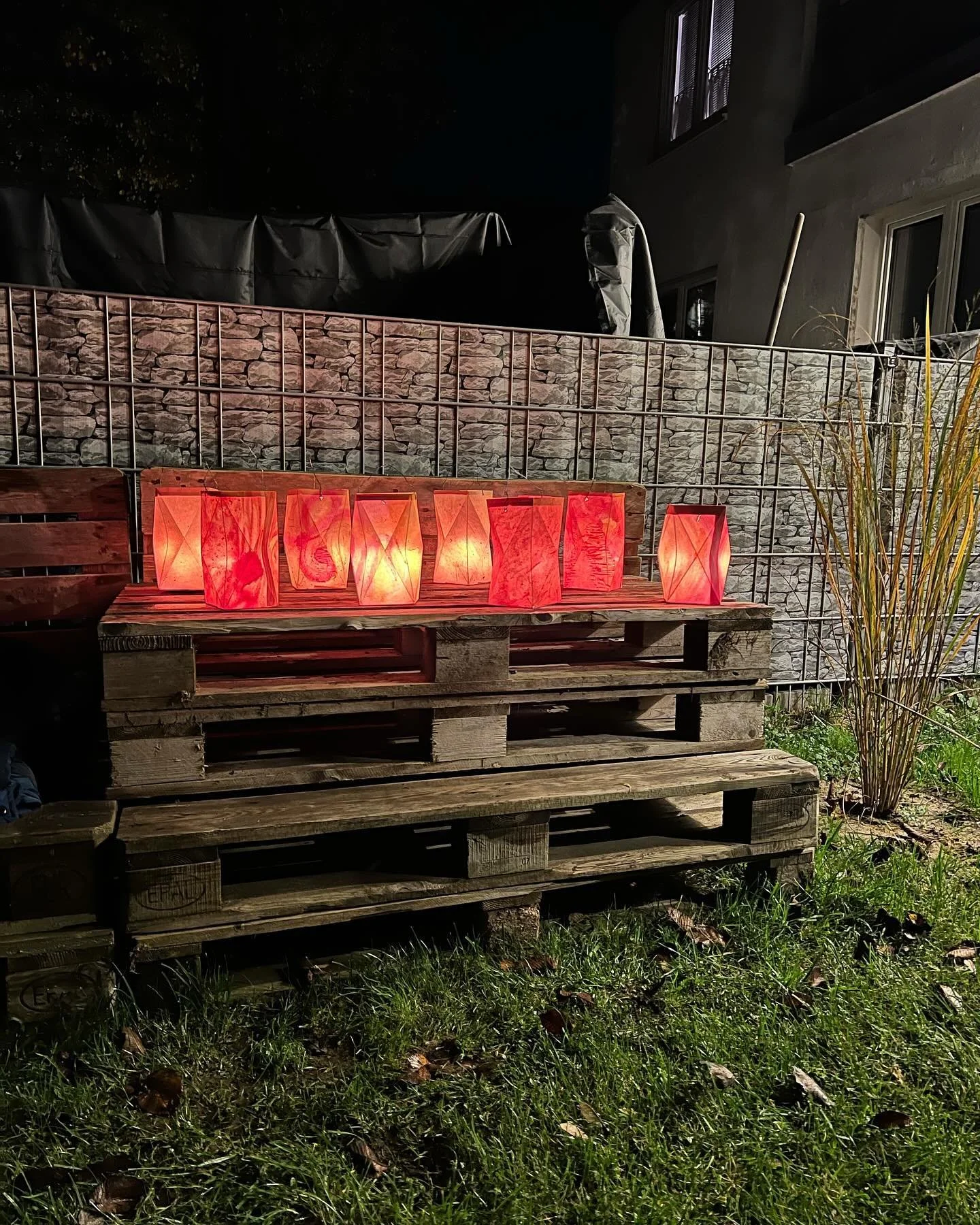 Tagesgruppe#ichgehmitmeinerlaterne#herbst#schlafest#Stockbrot#confirma
