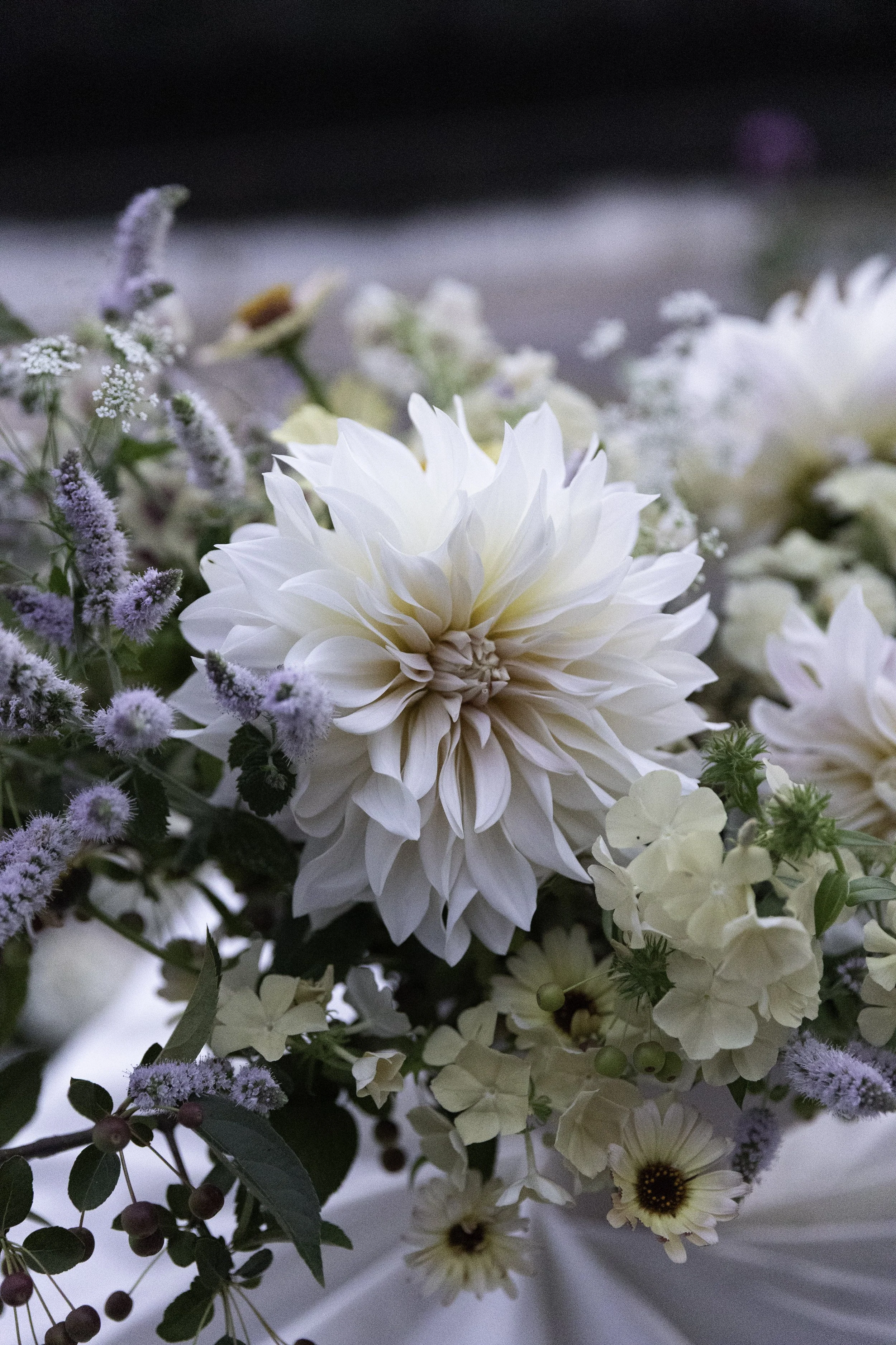 Blomster Bryllup Bryllupsblomster Brudebukett blomsteroppsats Georgine Cafe au lait