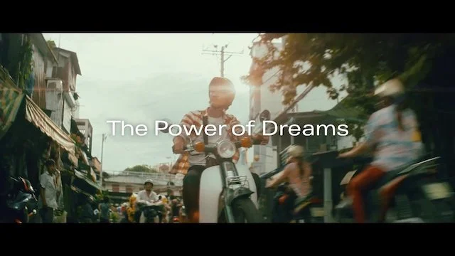 Honda Super Cub Riders /
Location: Ho Chi Minh City, Vietnam