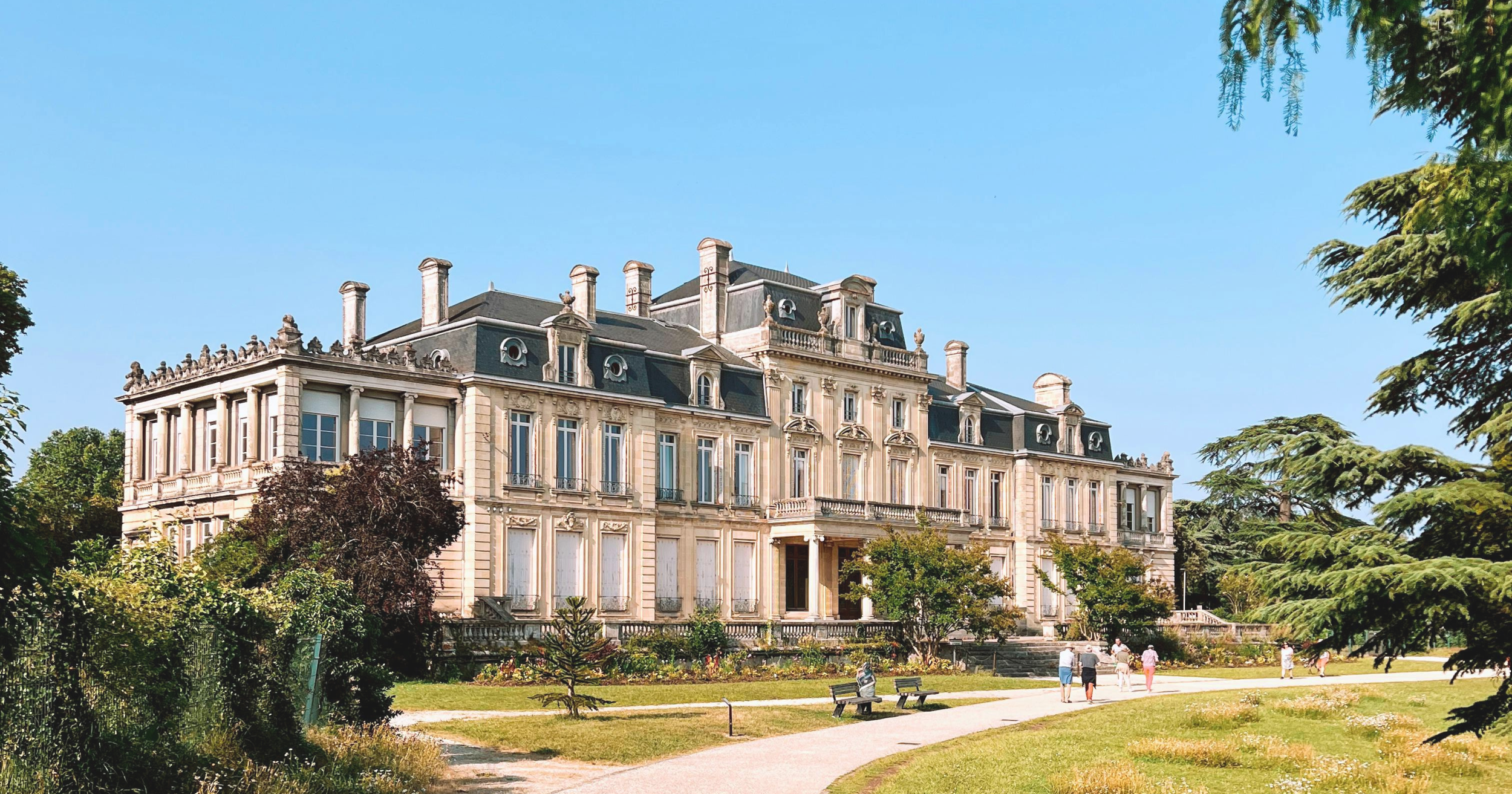 Living in a Château: Dream or Reality?