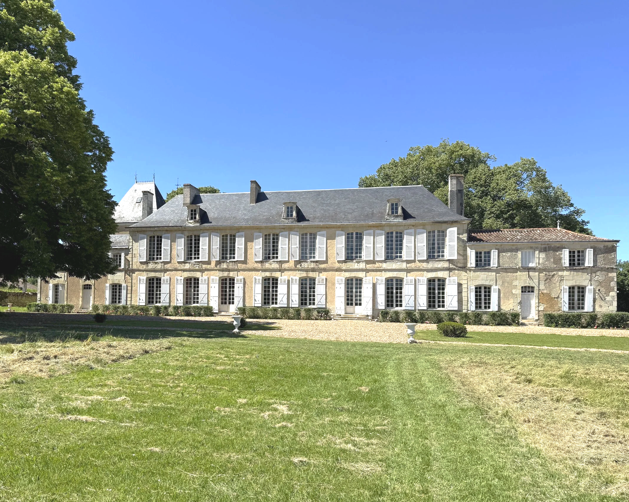 18th-C Château with Chapel and 23.7-Hectare 