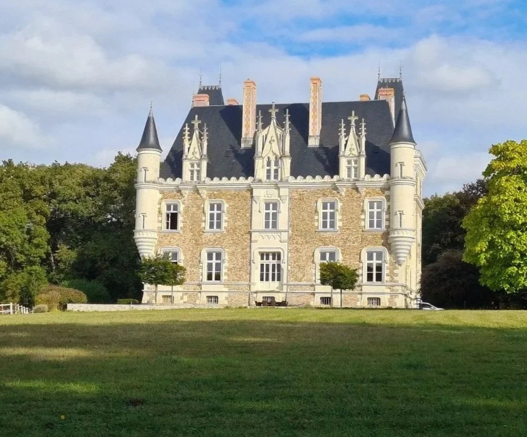 Luxury Equestrian Château - Haut Anjou