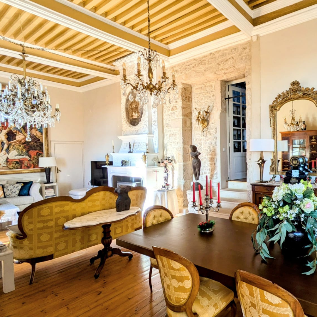 Shared chateau, luxury, private apartment