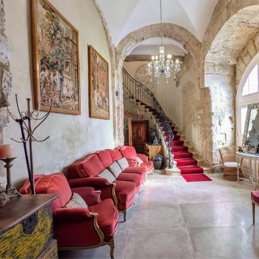 Beziers, Shared Chateau, private apartment