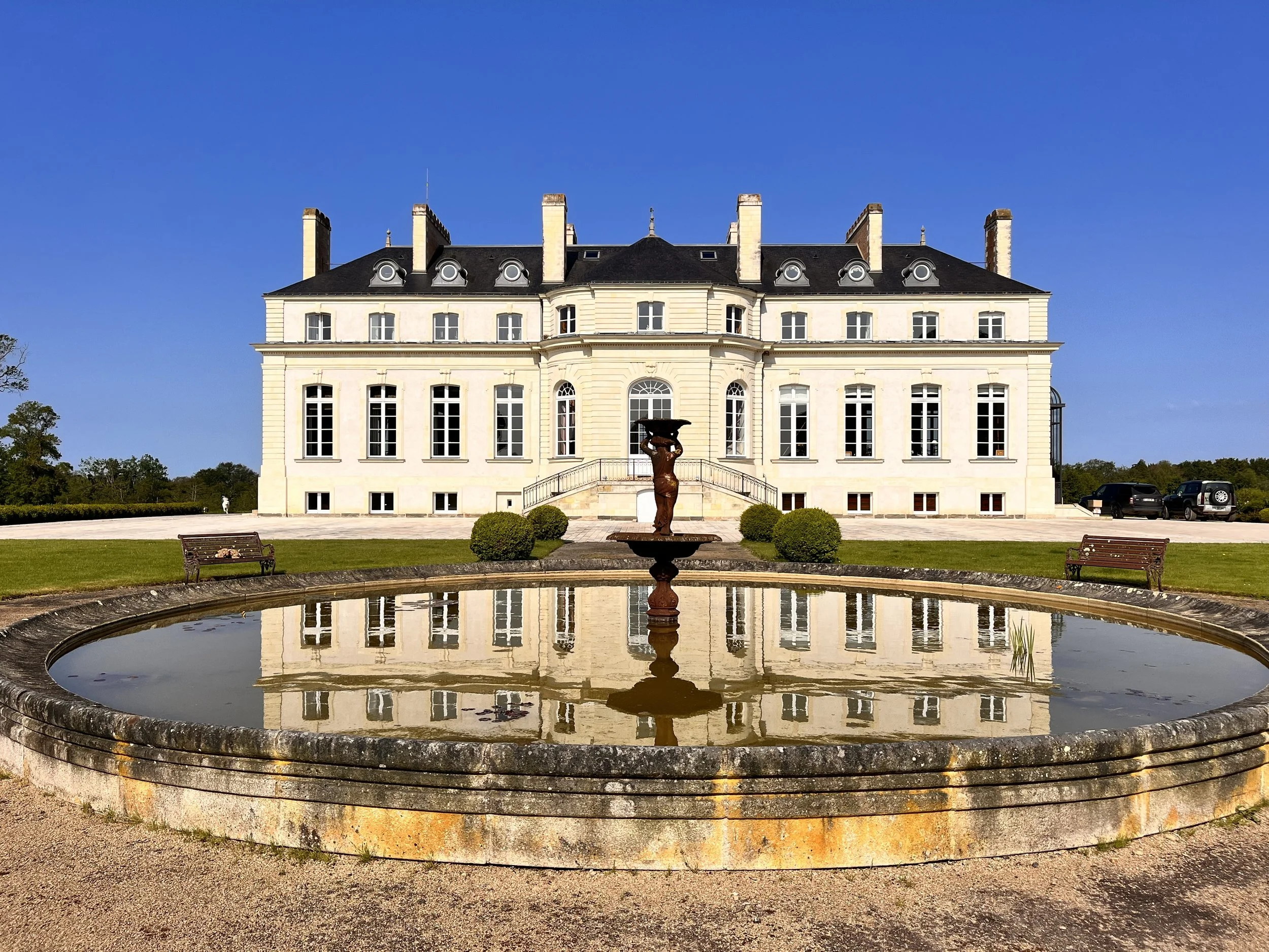 Exceptional Historic Château on the Banks of the Erdre