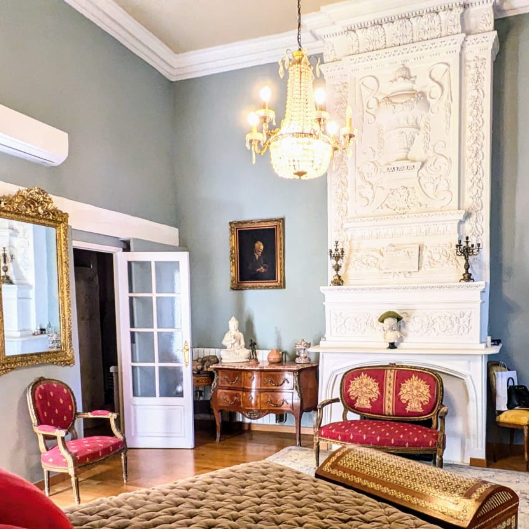 Beziers, shared chateau, Luxury, private apartment