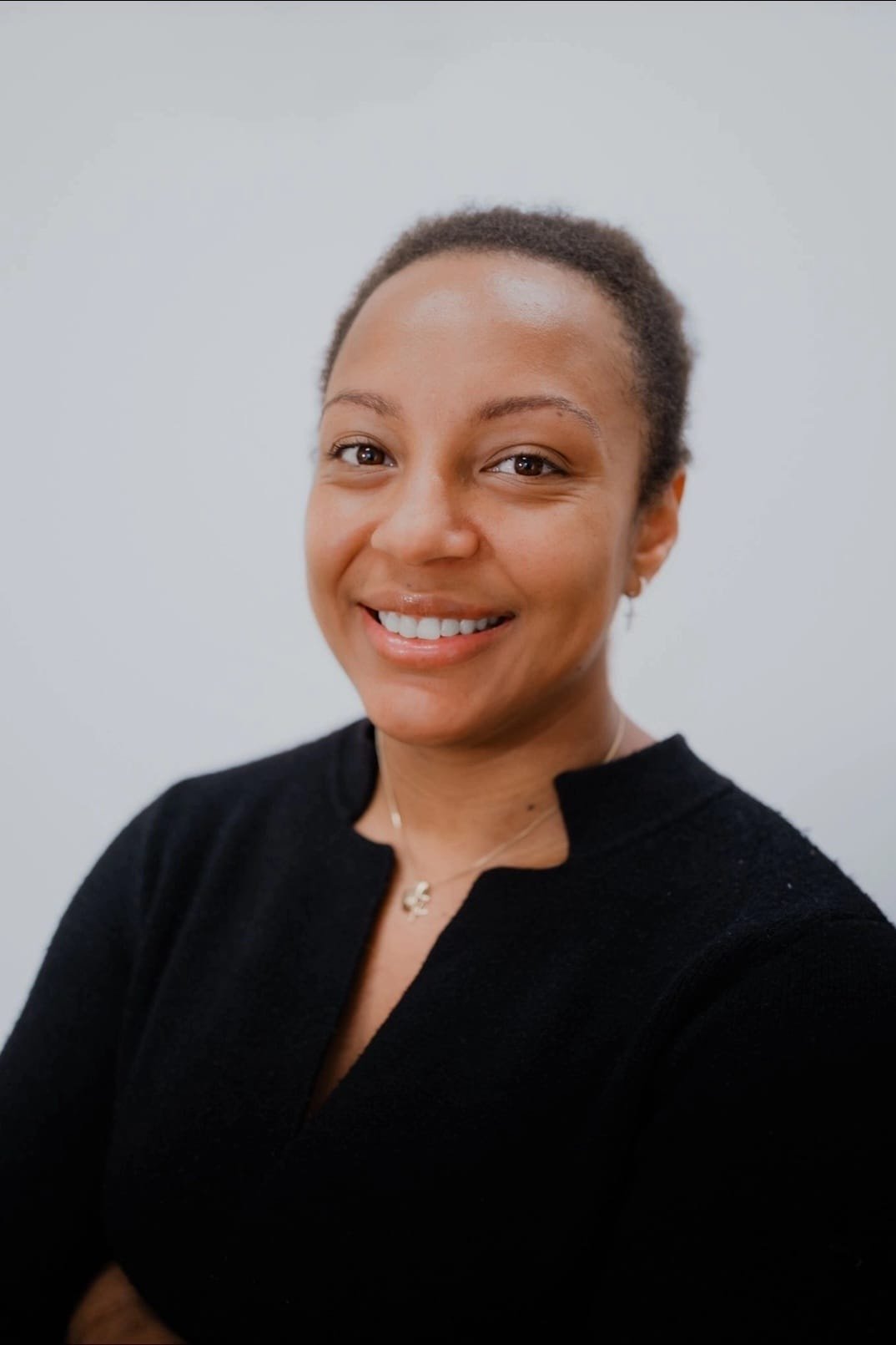 Velvet Beauty Lounge Lina, kosmetologi, kynsiteknikko Tampere.