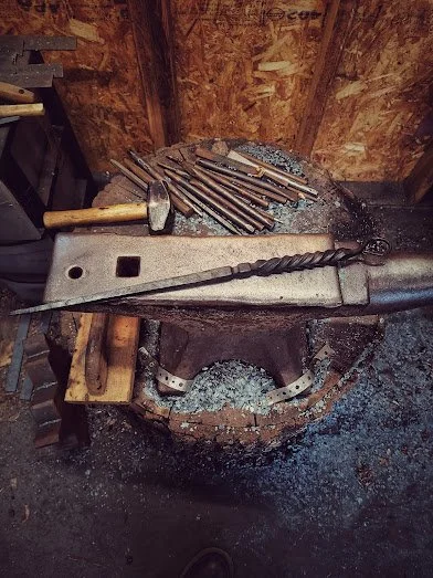 Simple Chisel Twist Fire Poker with Hook