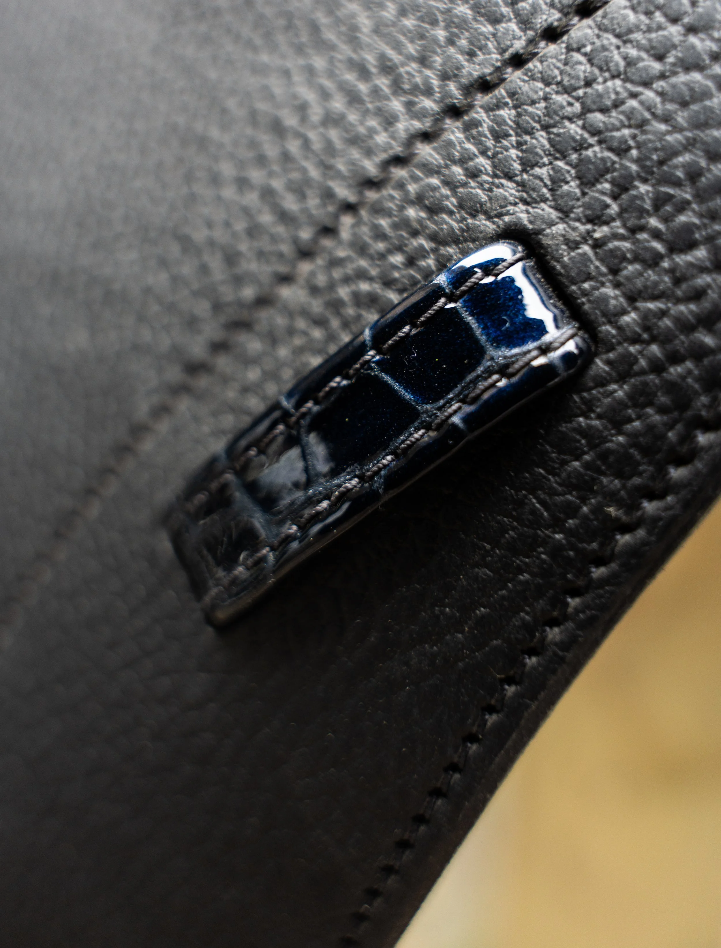 Loop patent on a buffalo saddle