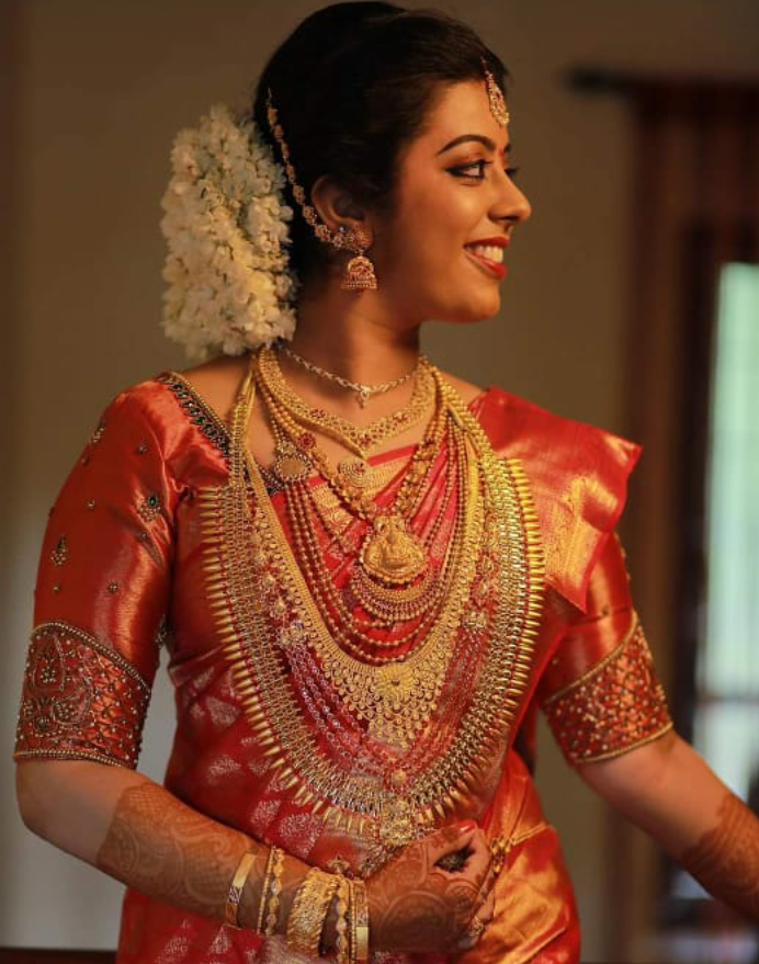 (handwork+stitching) Budget 4 to 5 k