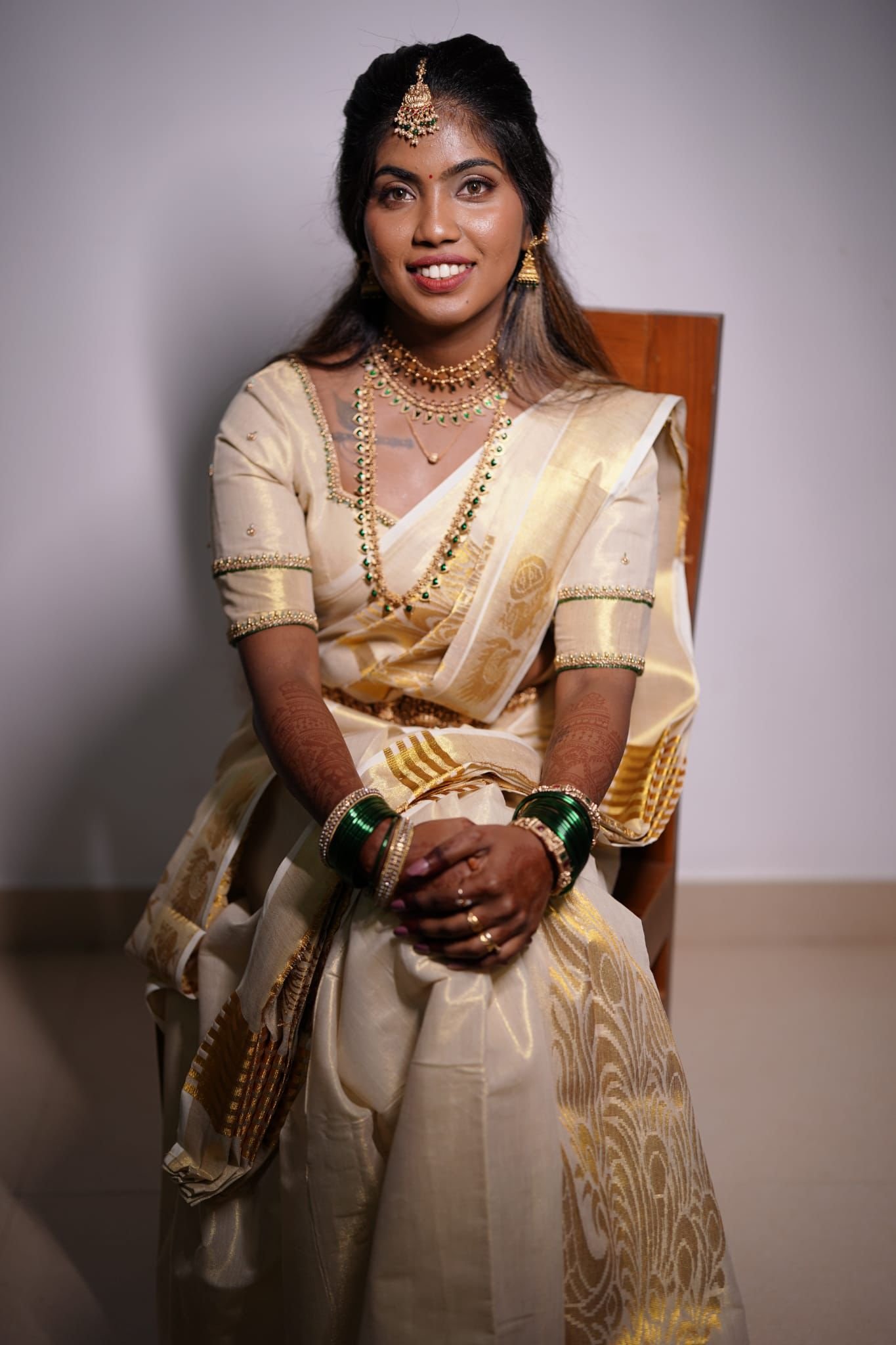 (handwork+stitching) Budget 3 to 4 k