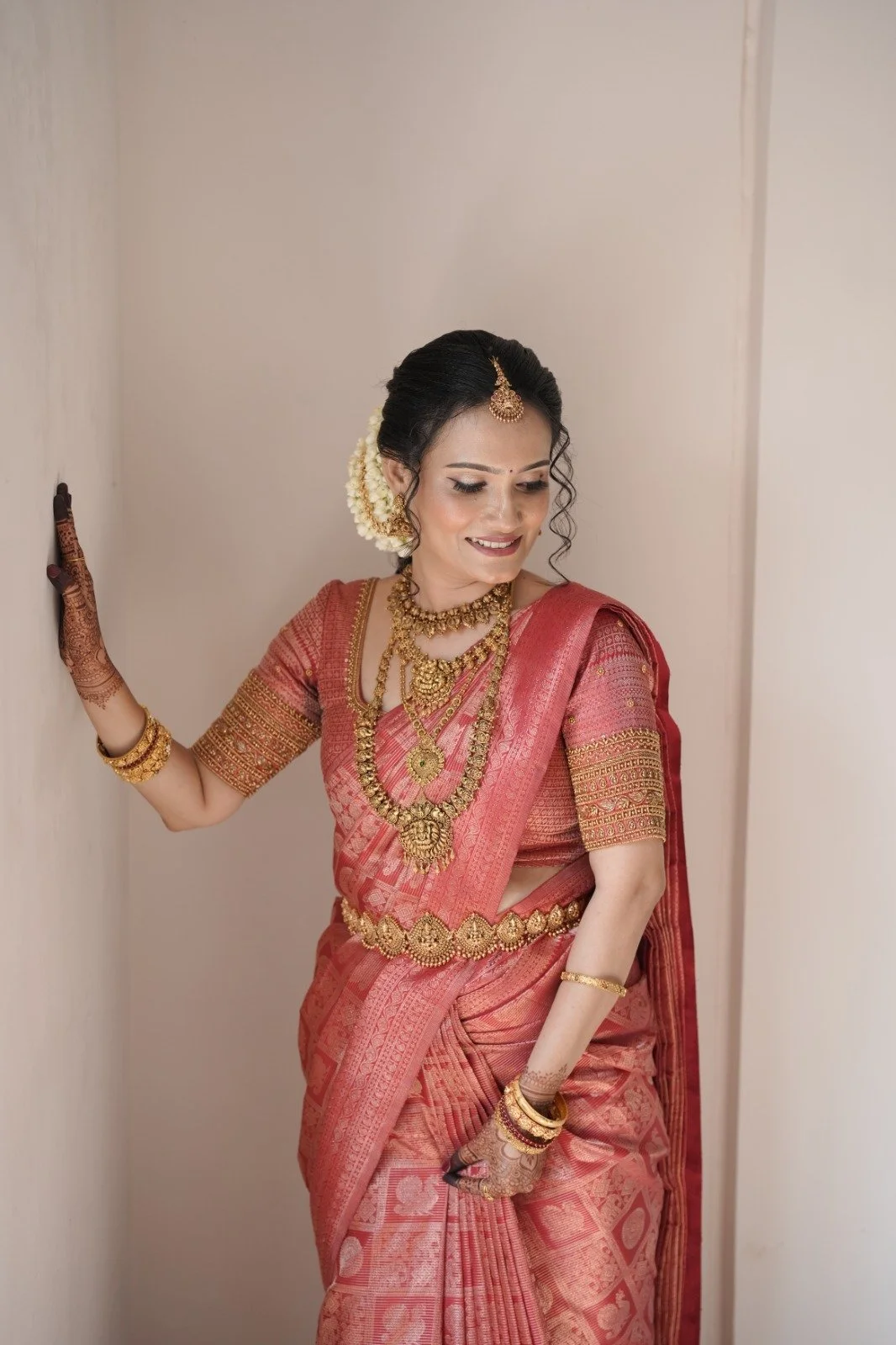 (handwork+stitching) Budget  8 to 10 k