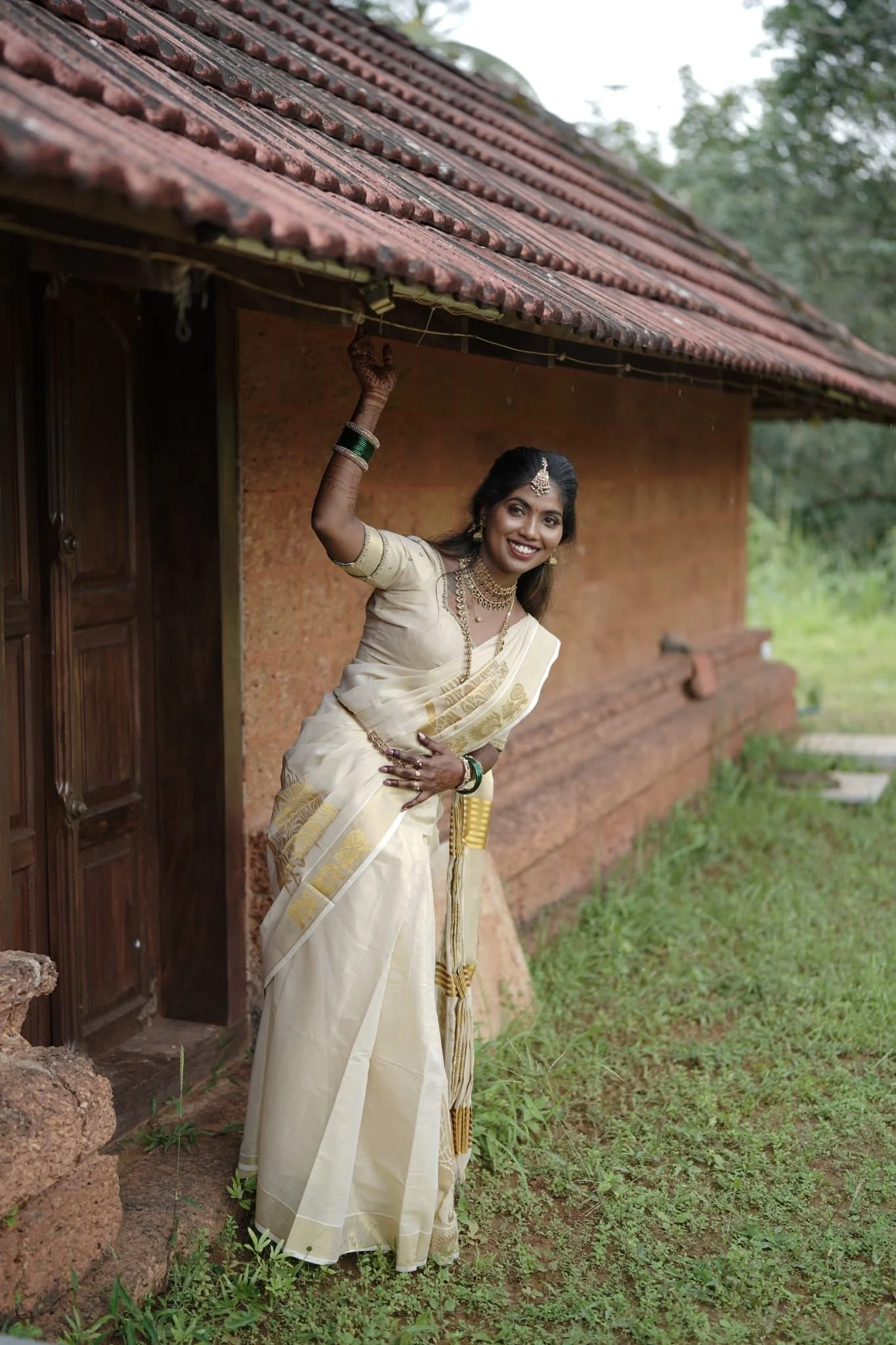 (handwork+stitching) Budget 3 to 4 k