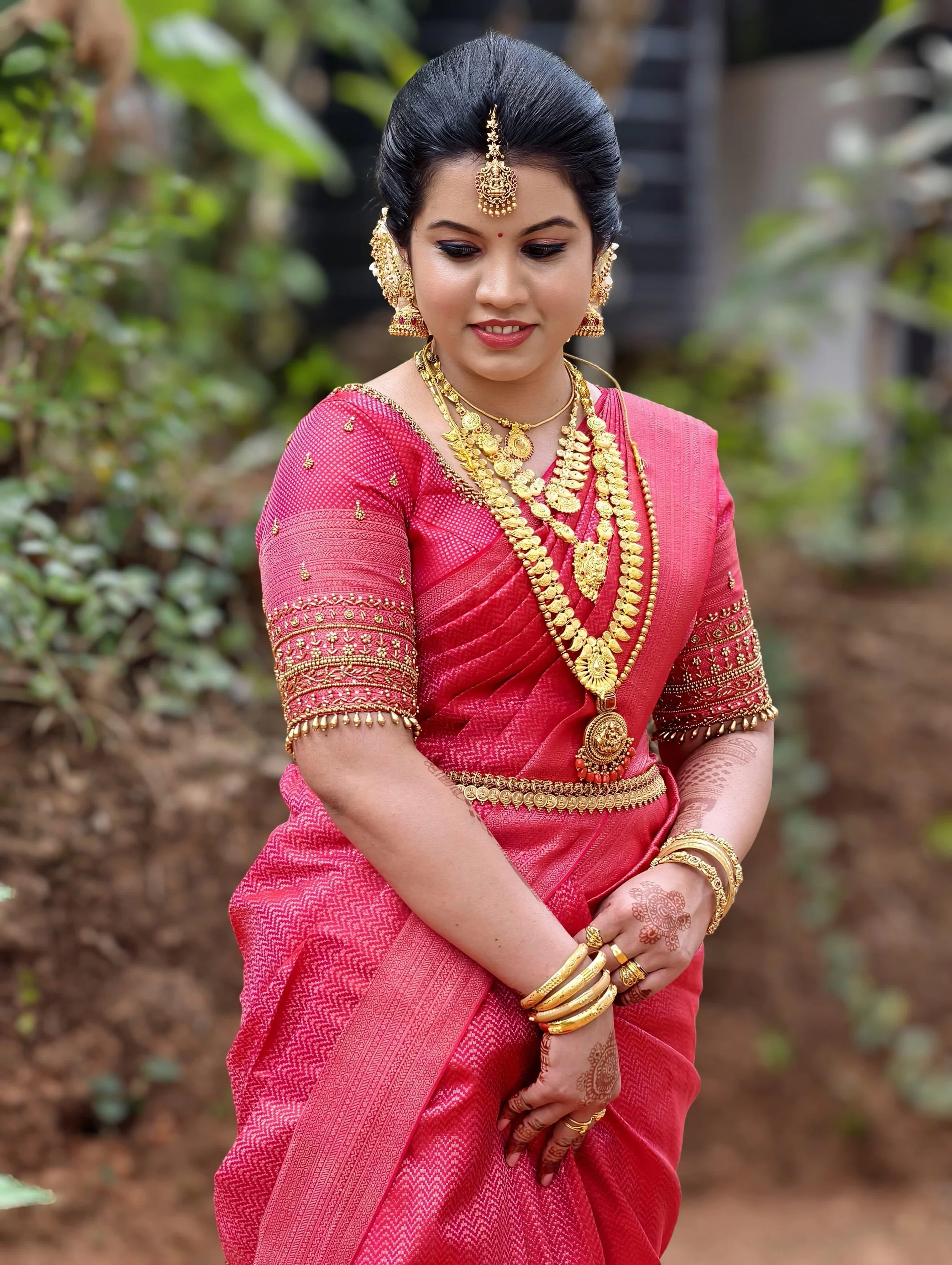 (handwork+stitching) Budget 5 to 6 k