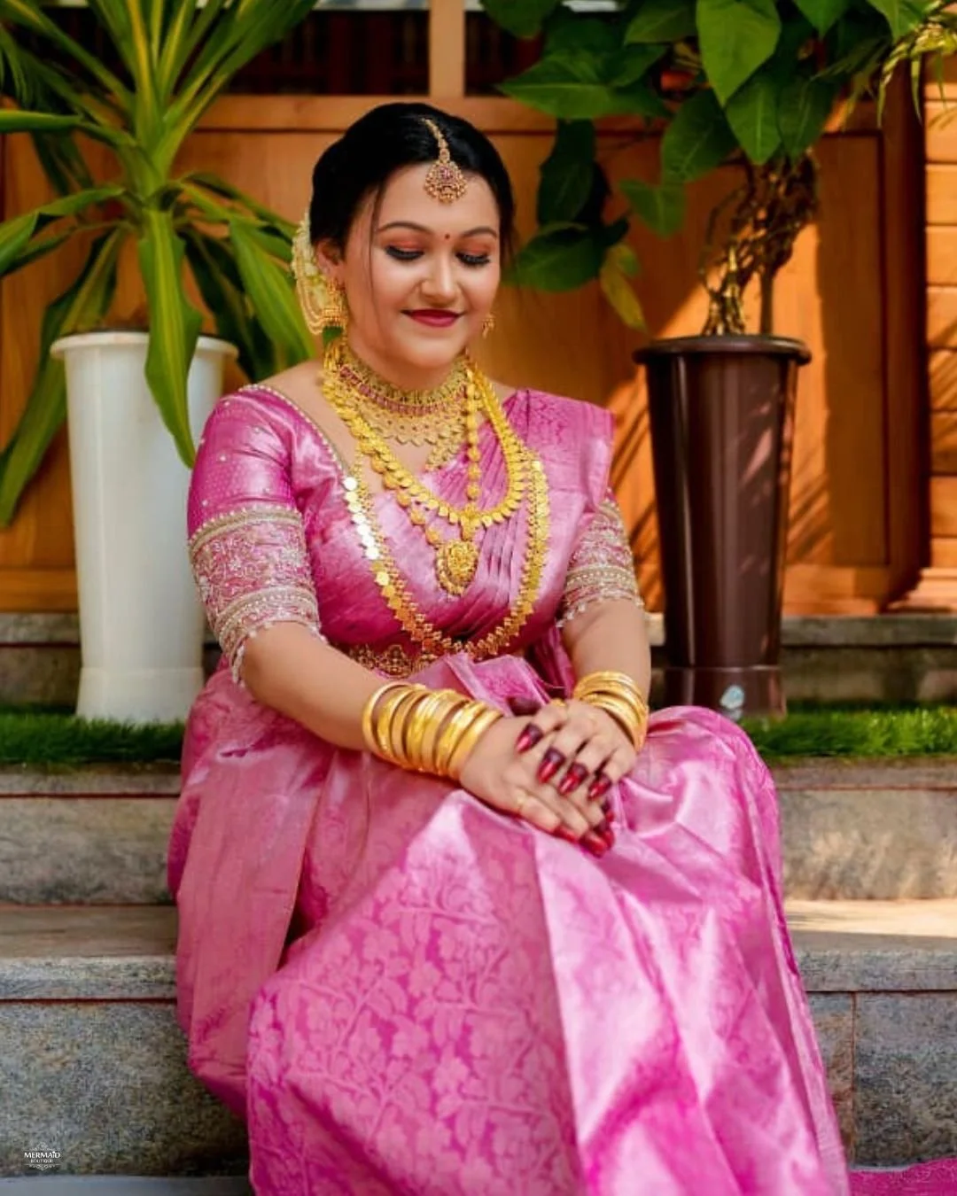 (handwork+stitching) Budget 7 to 8 k