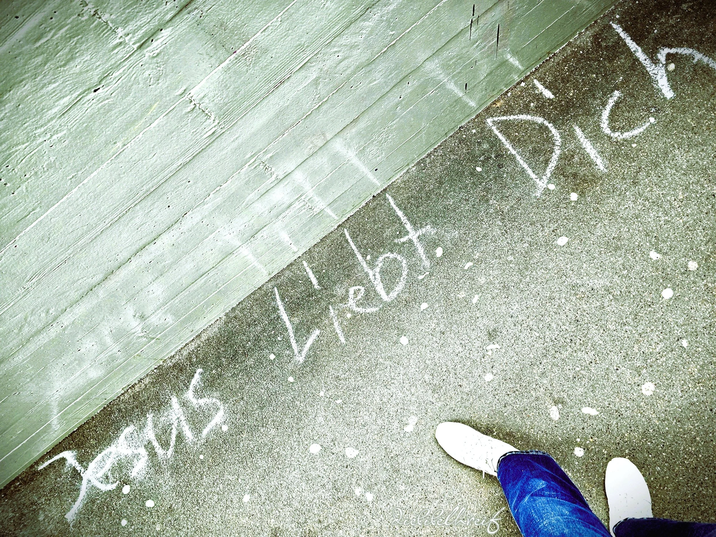 A6 JESUS liebt dich.JPG