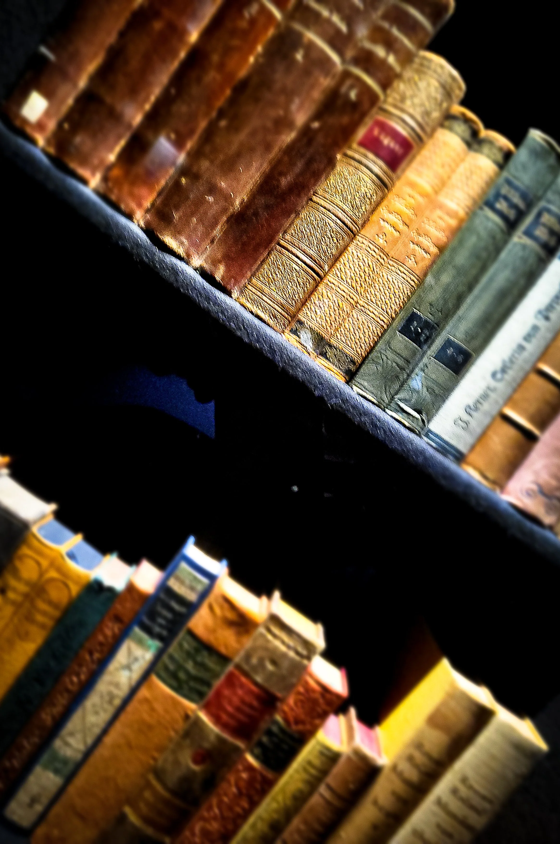 Museum H Bücher  ll.JPG