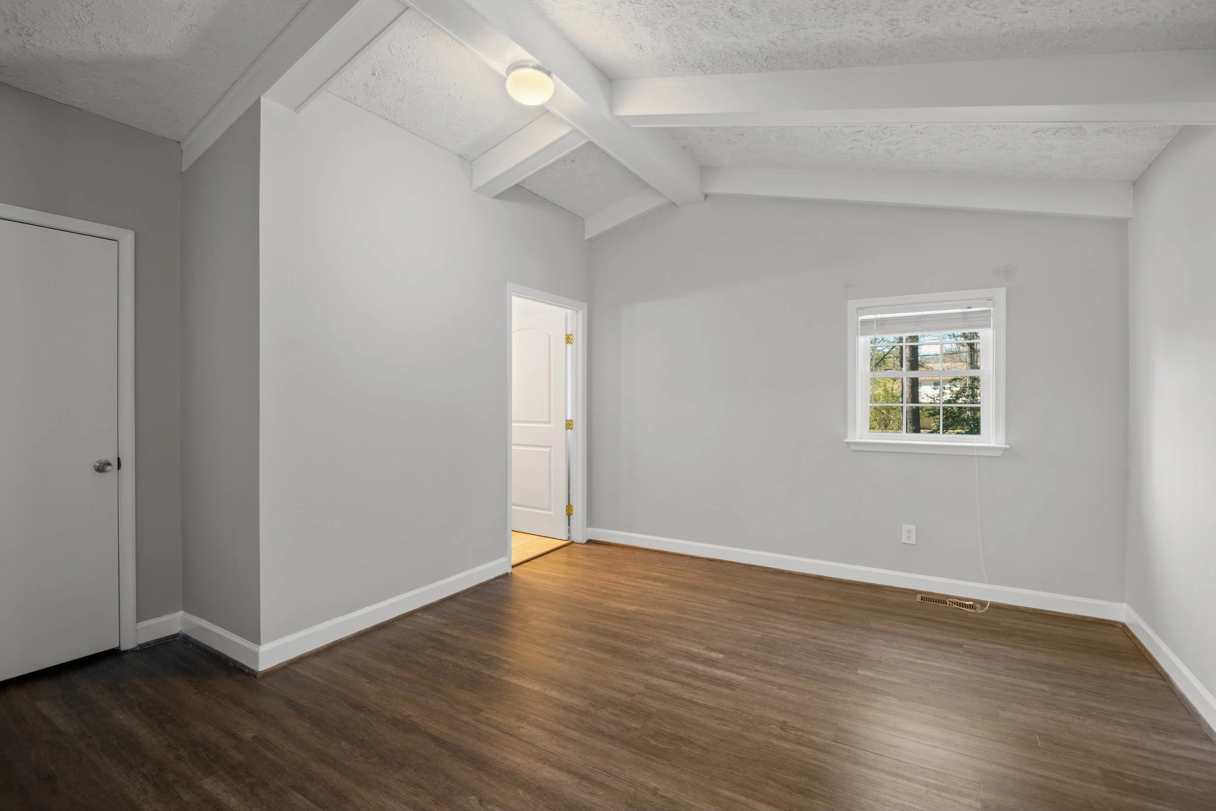 33-5408 S Prestonwood Ave.jpg