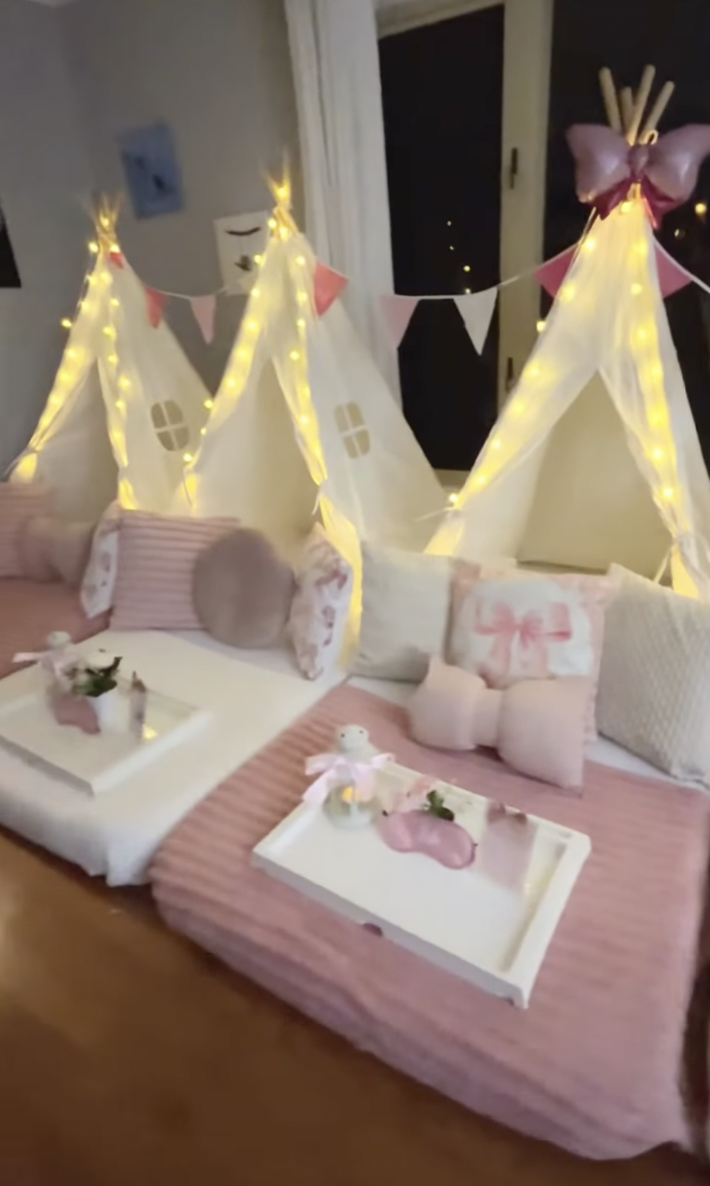 Coquette - Ultimate Slumber Party