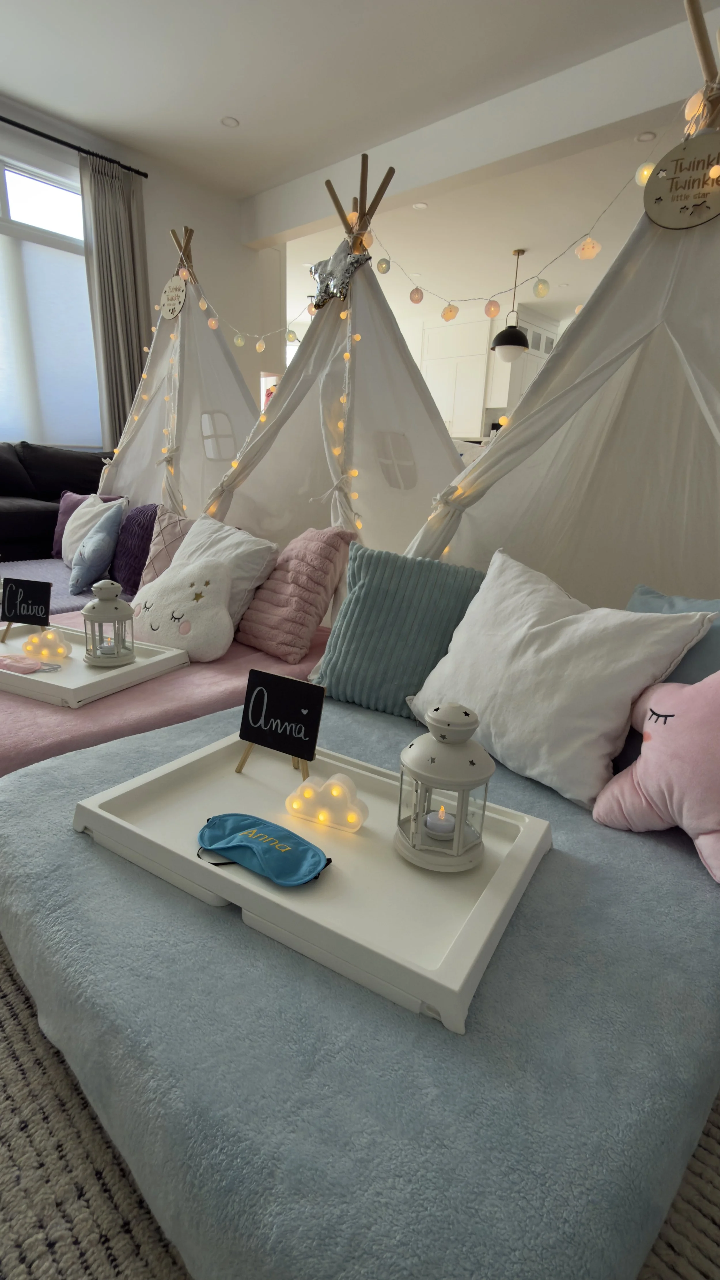 Sweet Dreams - Ultimate Slumber Party