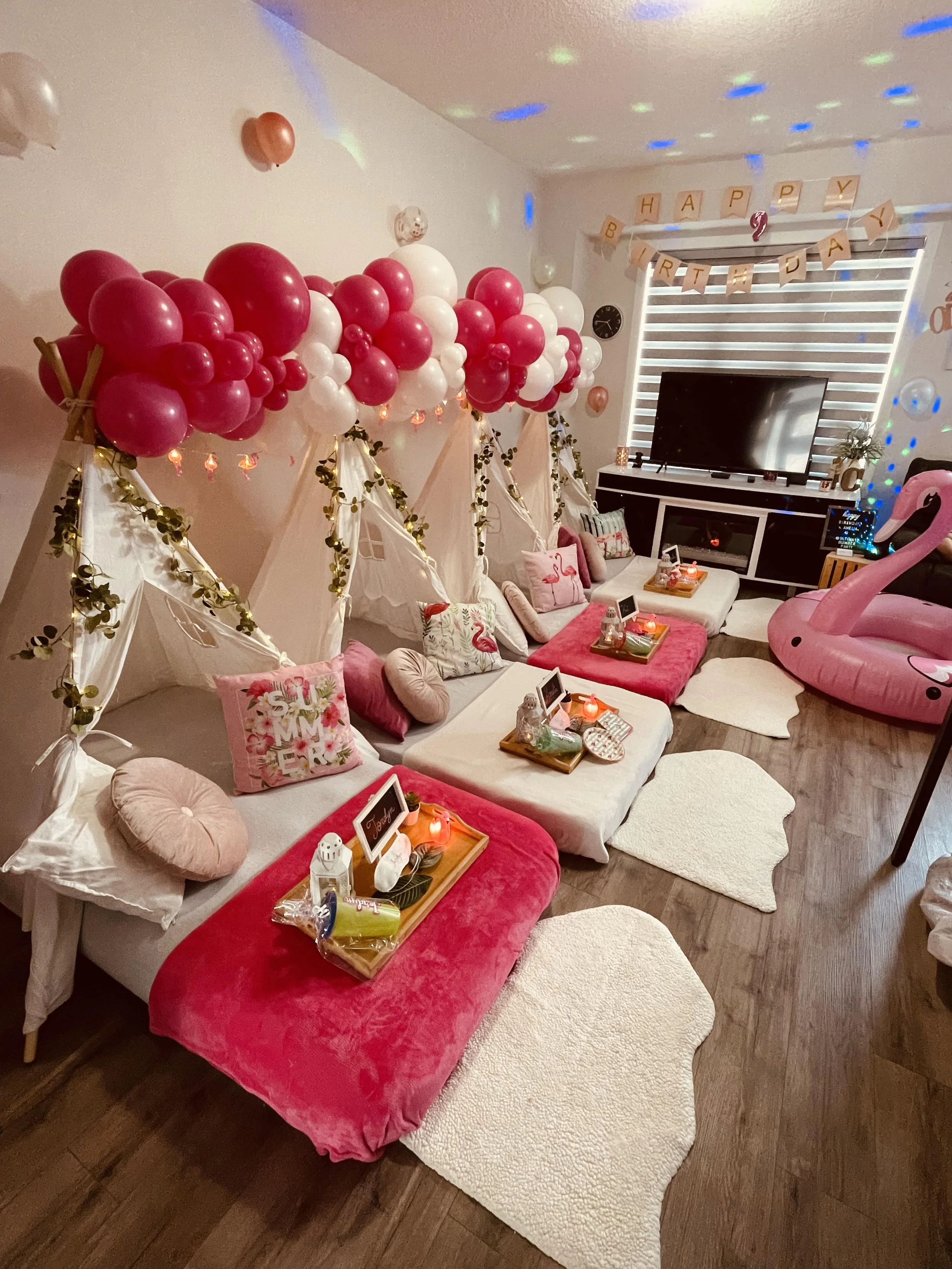 Flamingo - Ultimate Slumber Party