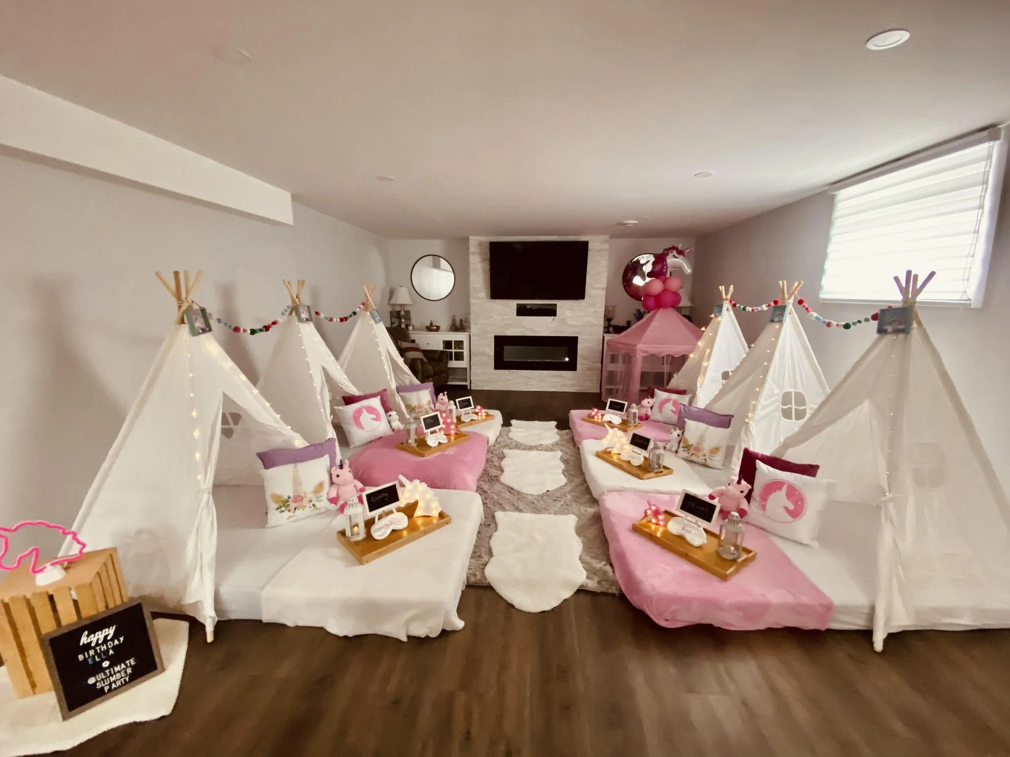 Unicorn - Ultimate Slumber Party