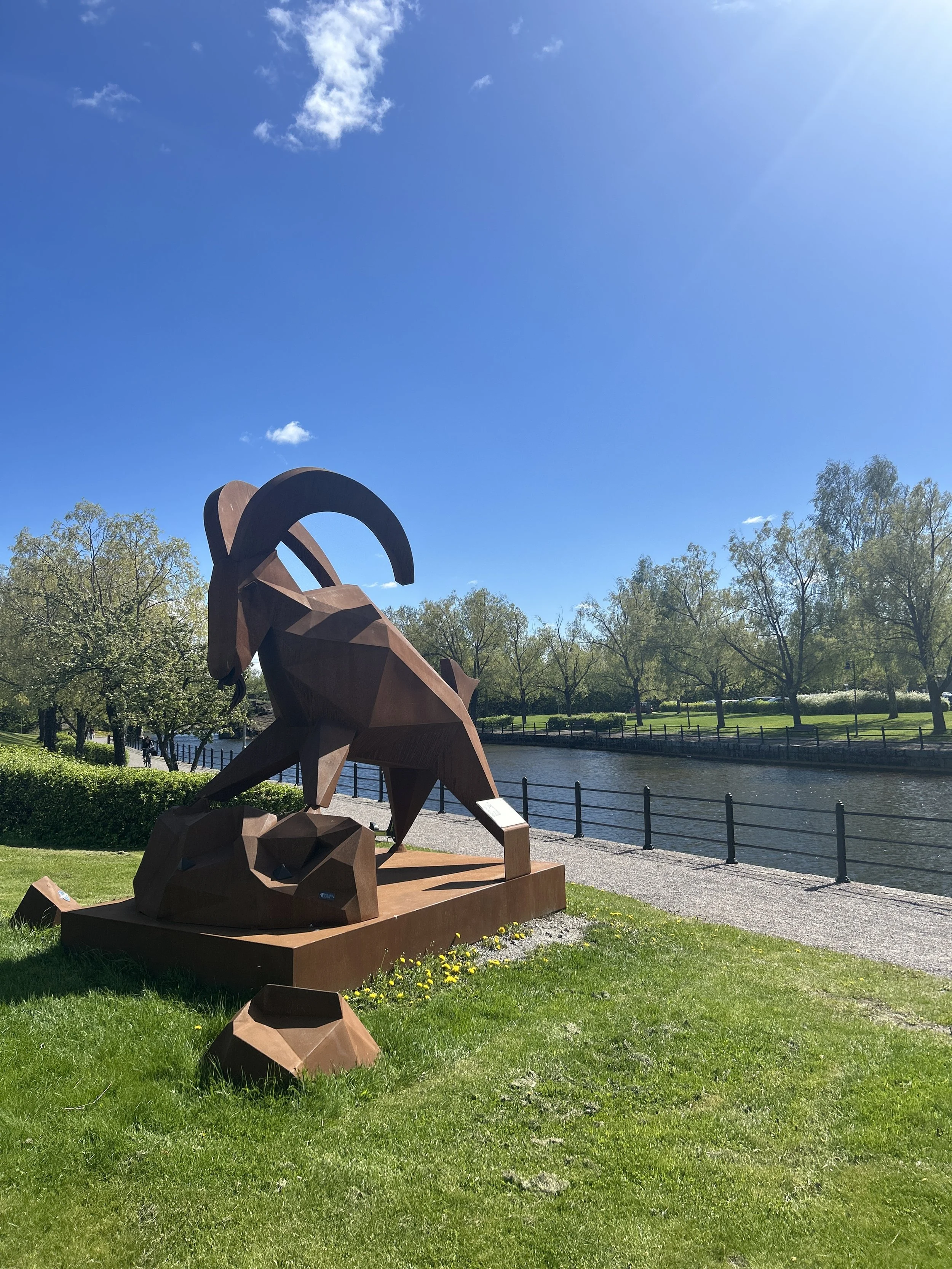 Solen skiner alltid ovanför molnen