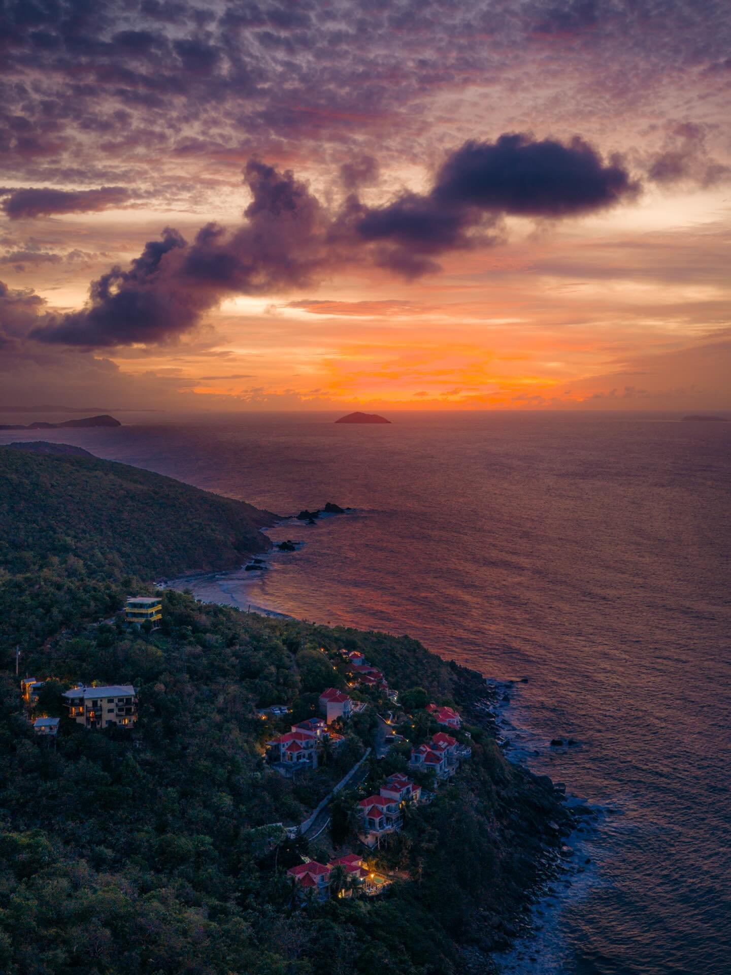 The sunsets are getting better by the day #stthomas #stthomasvirginislands #virginislands #usvi #visitusvi