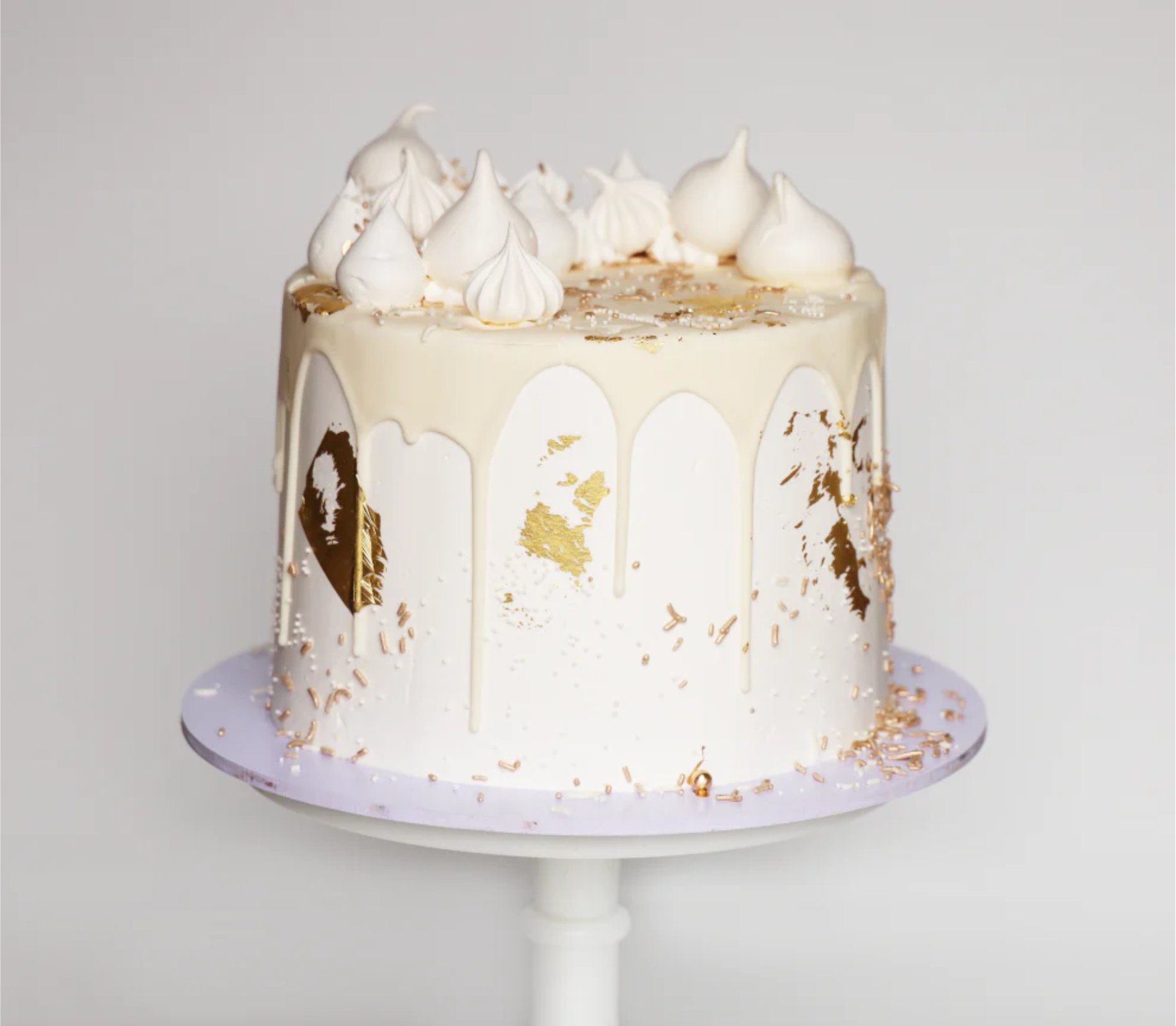 White And Gold Designer Cake