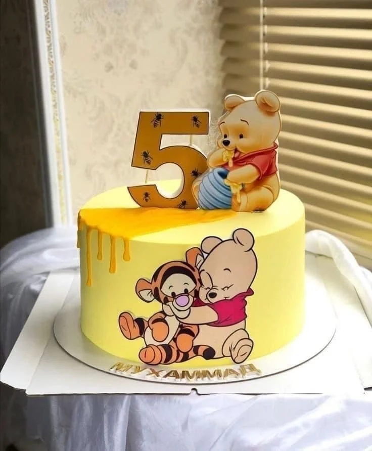 Pooh Cake