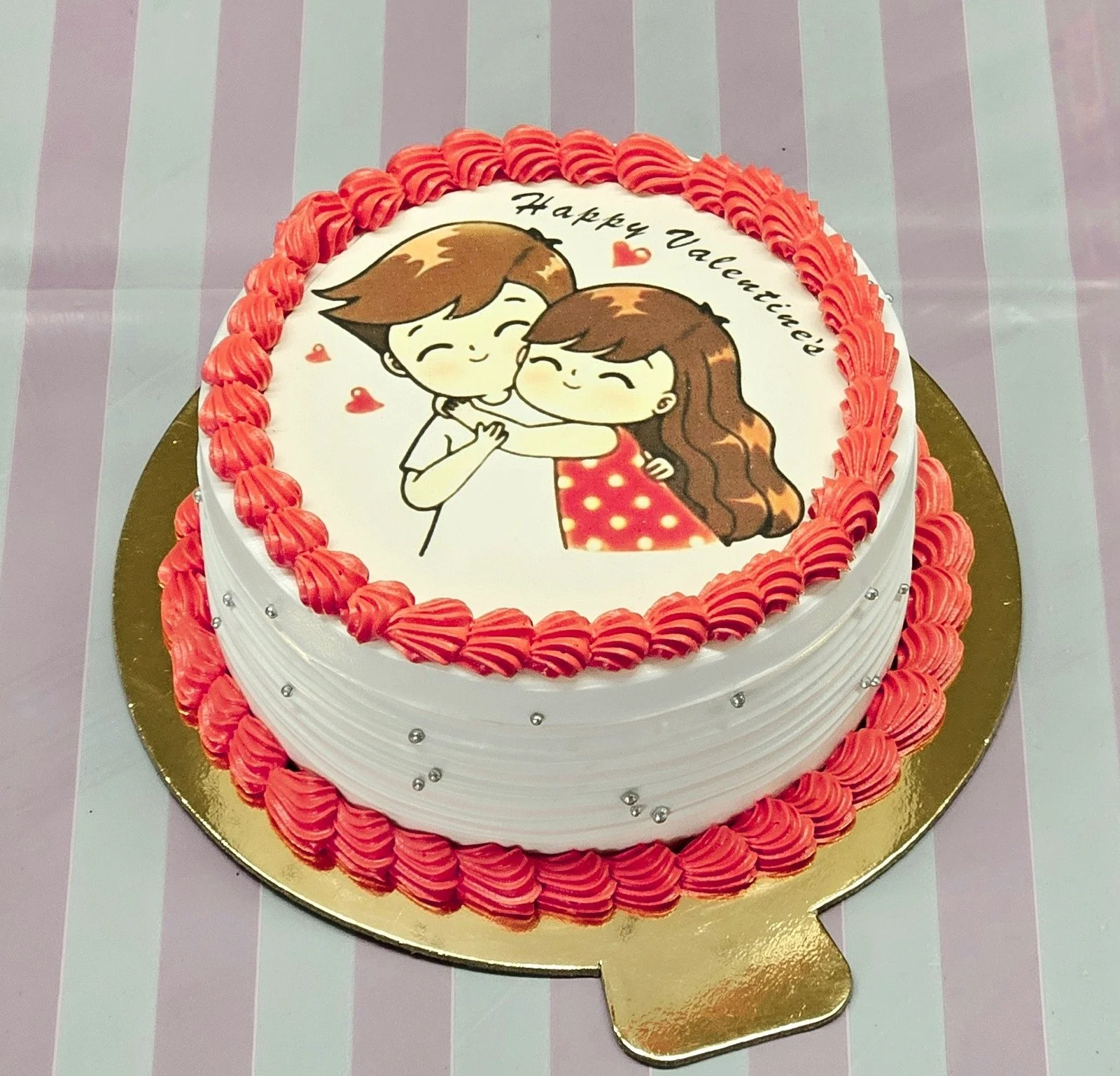 Cute Couple Hug Cake
