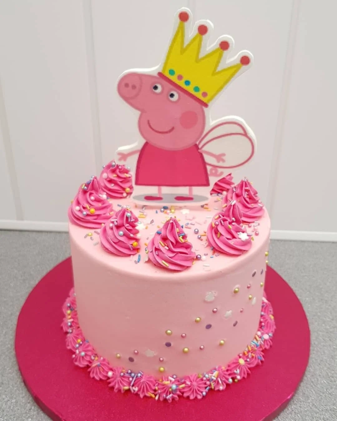 Peppa Pig Cake