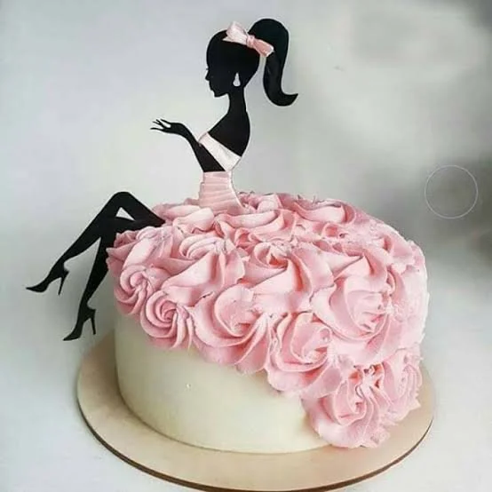 Girl Sitting Silhouette Cake [500 G]