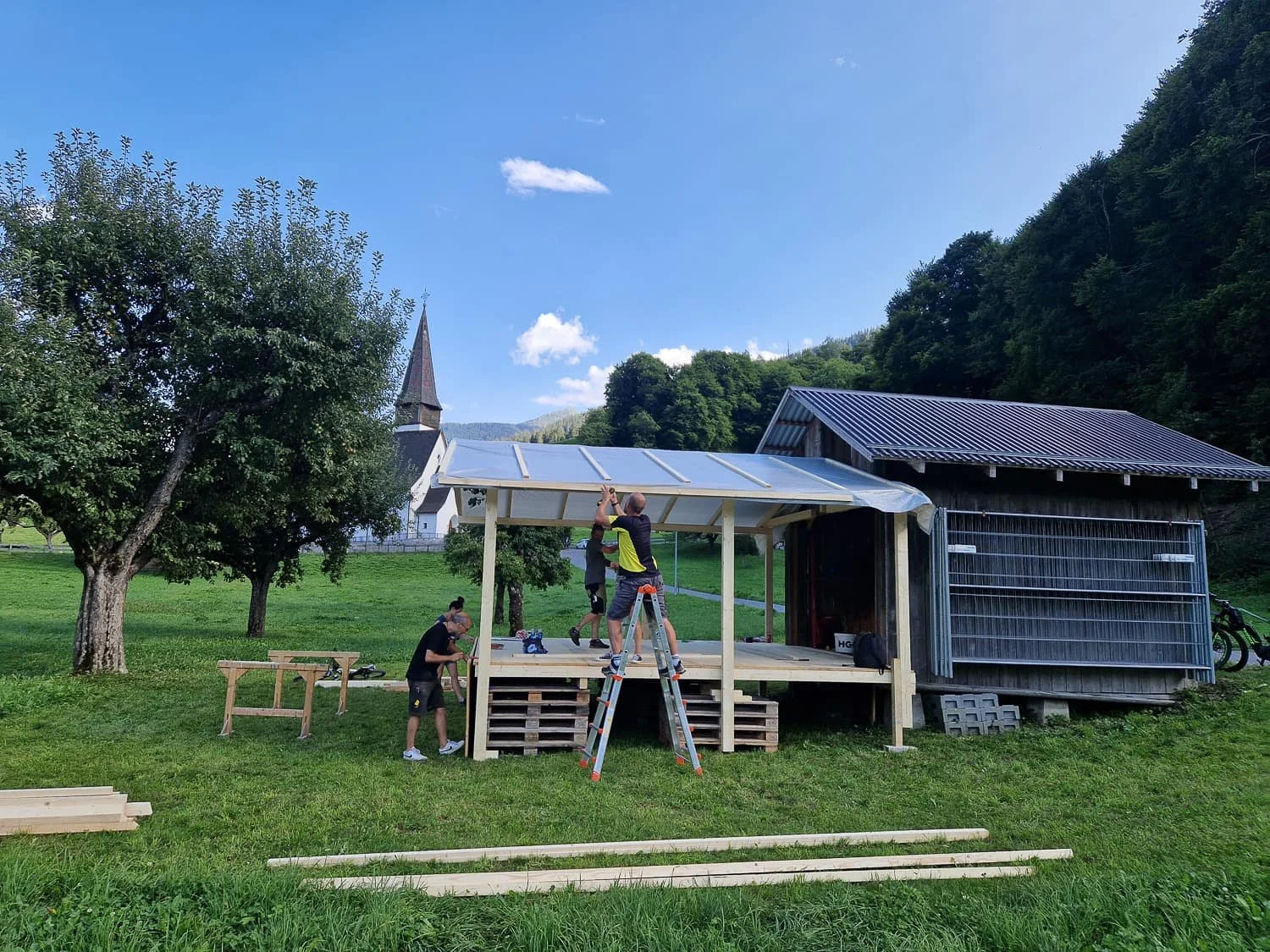 Aufbau Brüel-Fescht 2024