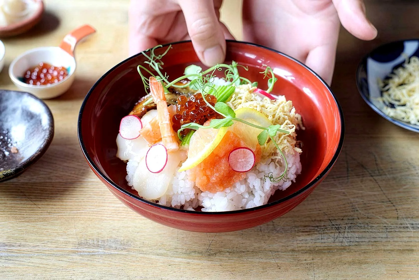 OTON-DISH_CHRIASHI.jpg